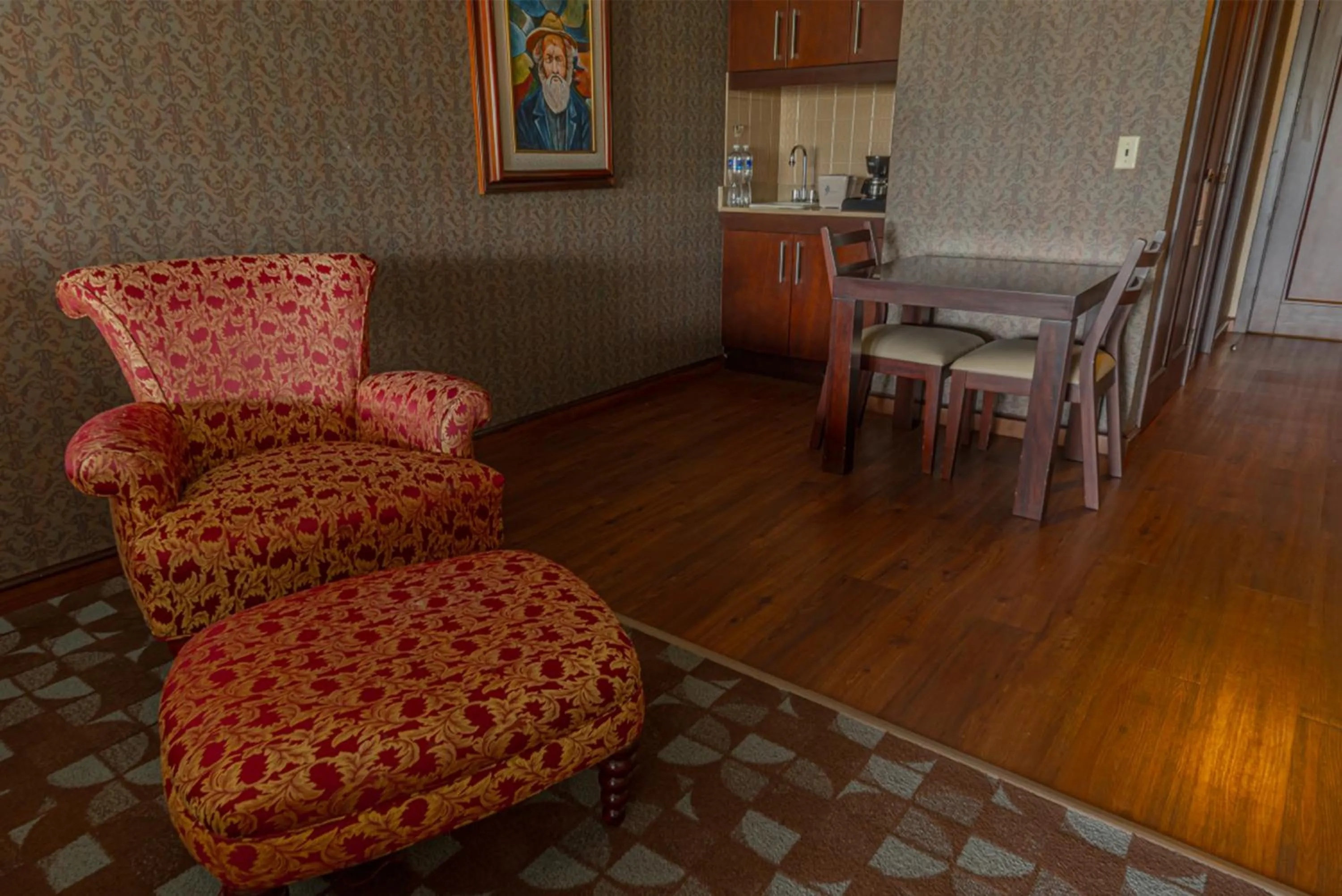 Seating area in Hotel Plaza San Martin
