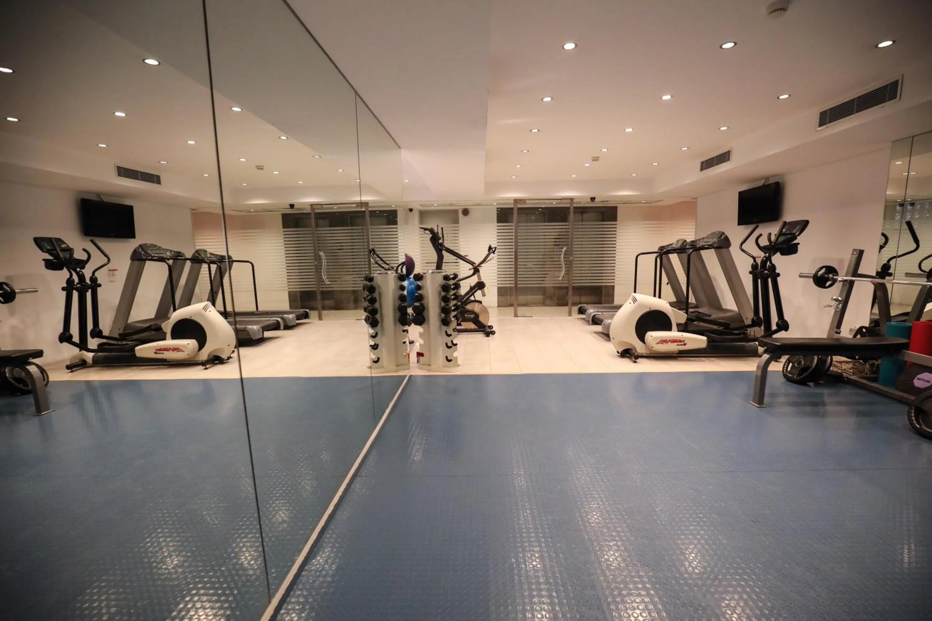 Fitness centre/facilities in Sky Suites