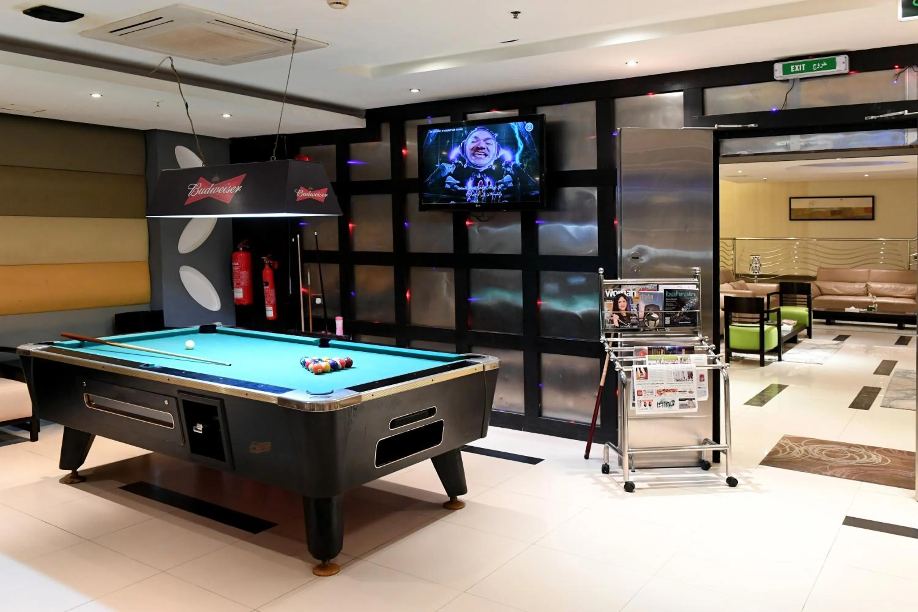 Billiard in Al Olaya Suites Hotel