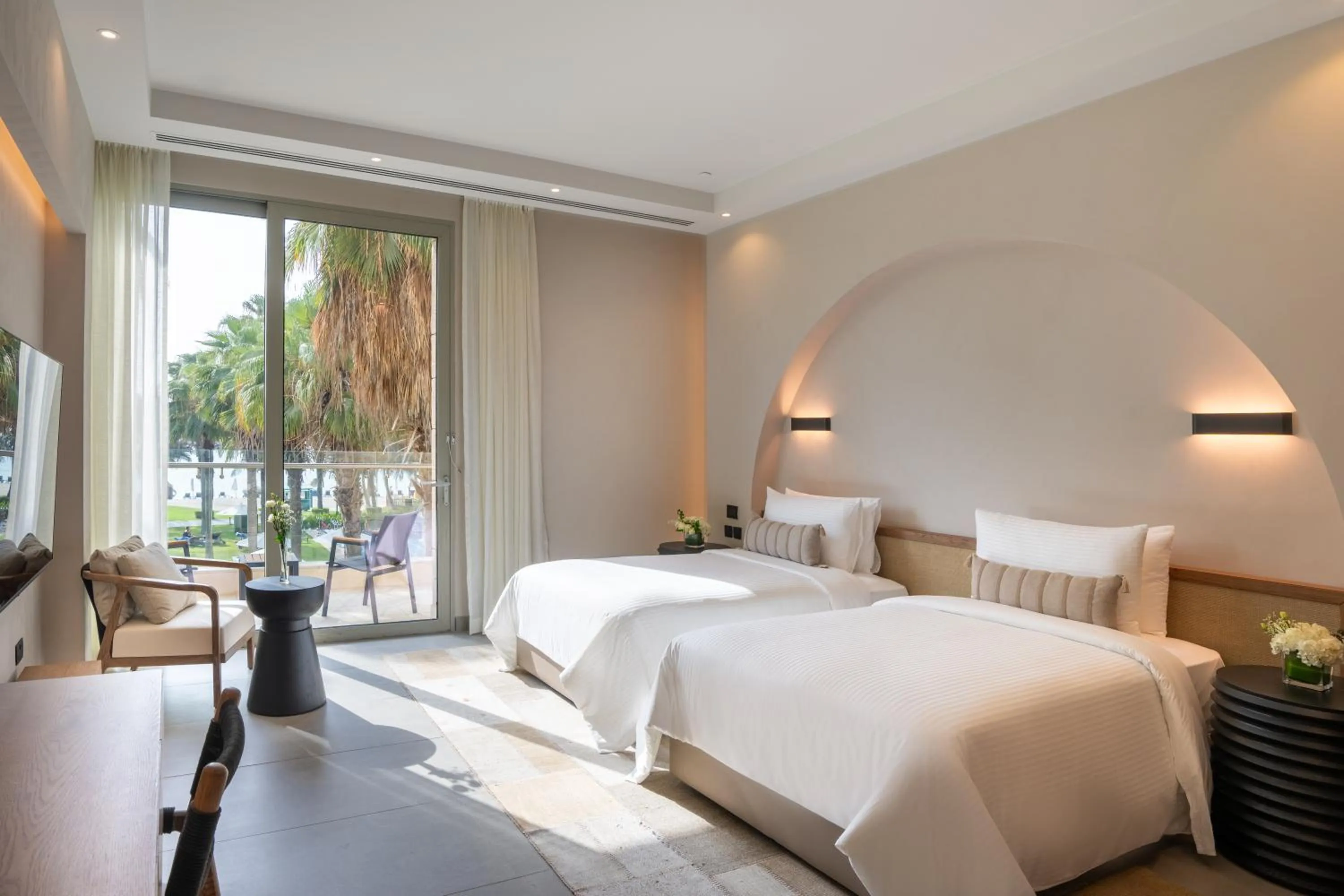 Balcony/Terrace, Bed in Rixos The Palm Hotel & Suites - Ultra All Inclusive