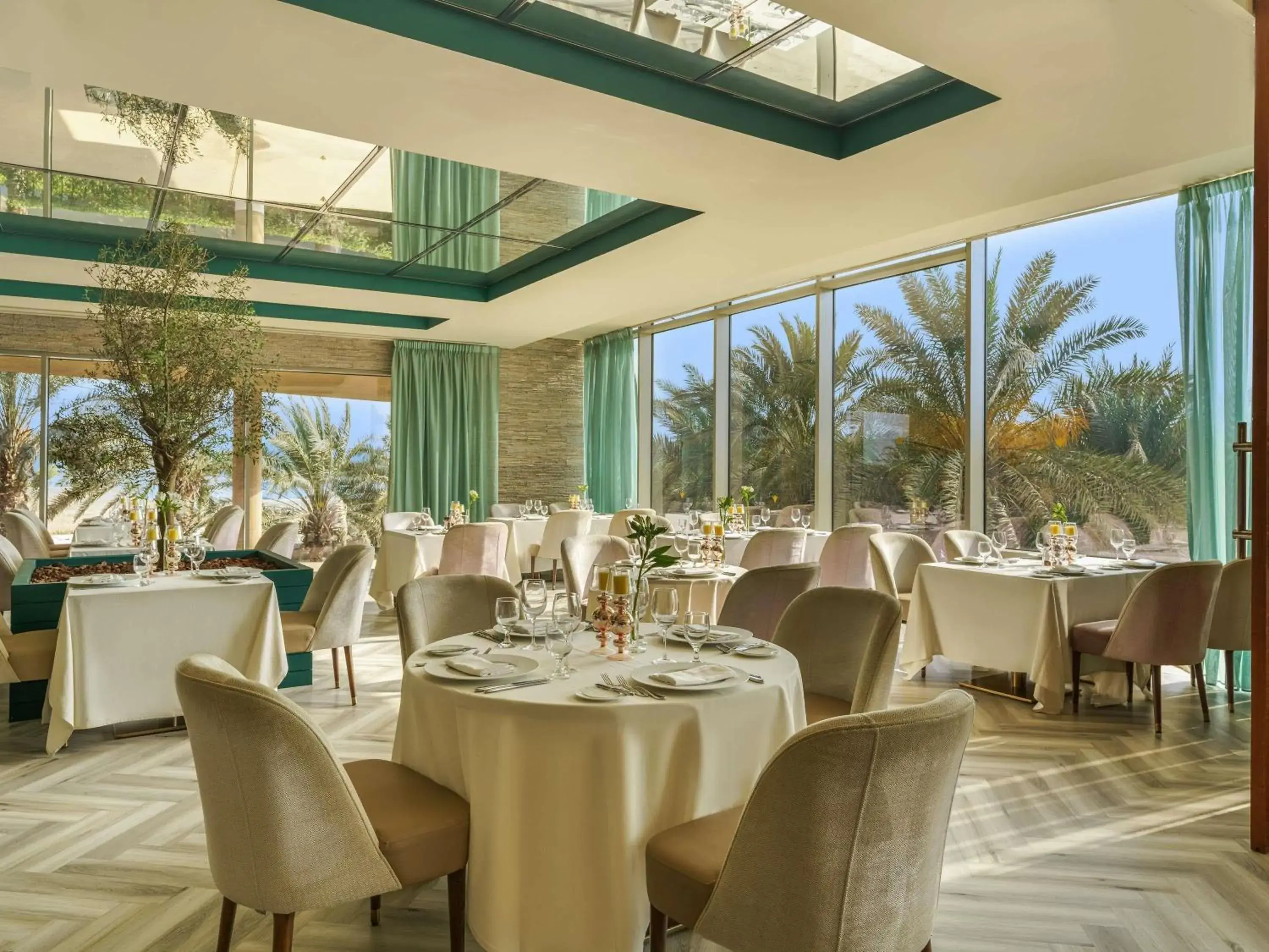 Restaurant/places to eat in Rixos The Palm Hotel & Suites - Ultra All Inclusive Restaurant/places to eat in Rixos The Palm Hotel & Suites - Ultra All Inclusive