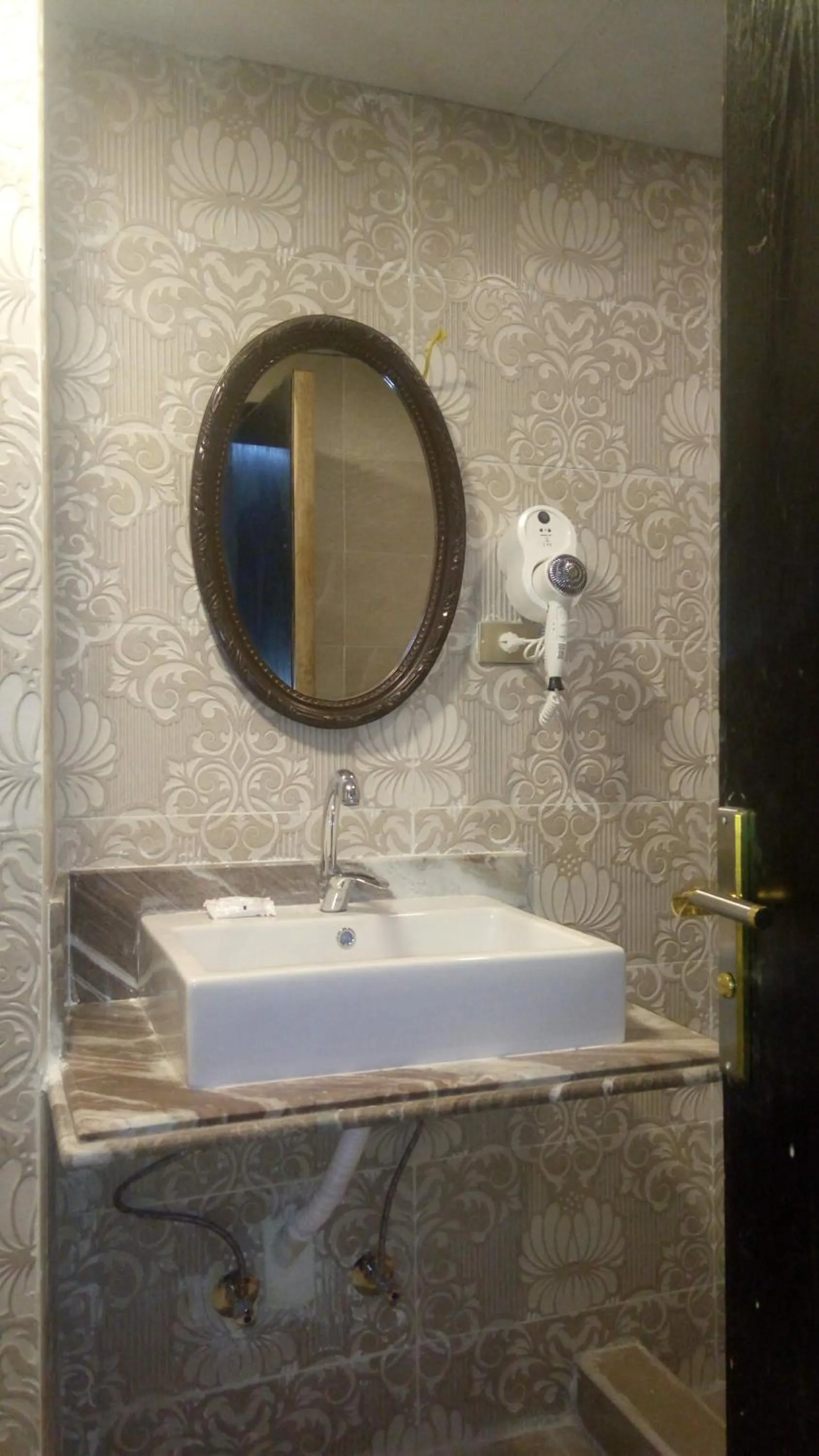Bathroom in Mayorca Hotel Cairo