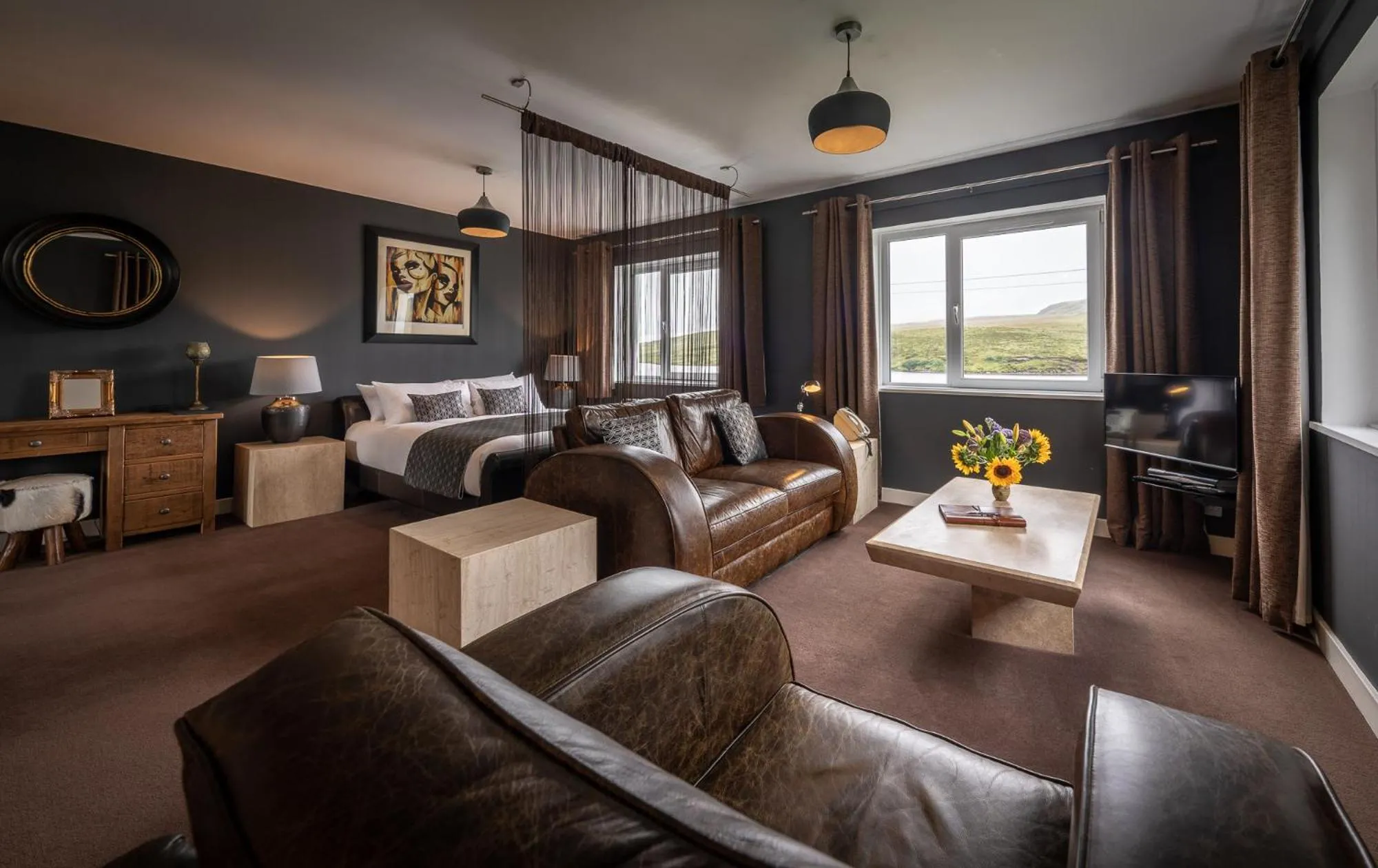 Storr Apartments