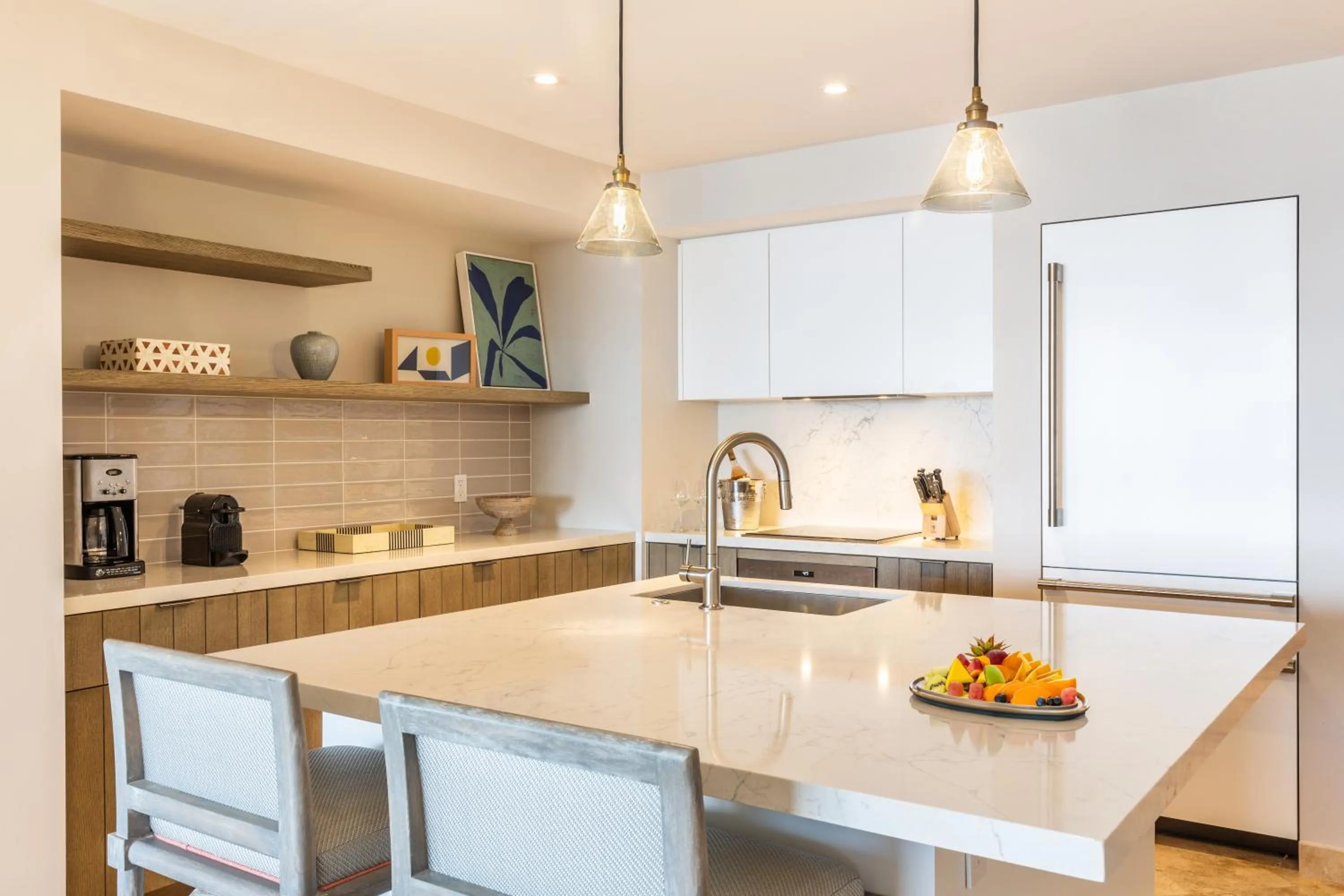 Kitchen or kitchenette in Grace Bay Club
