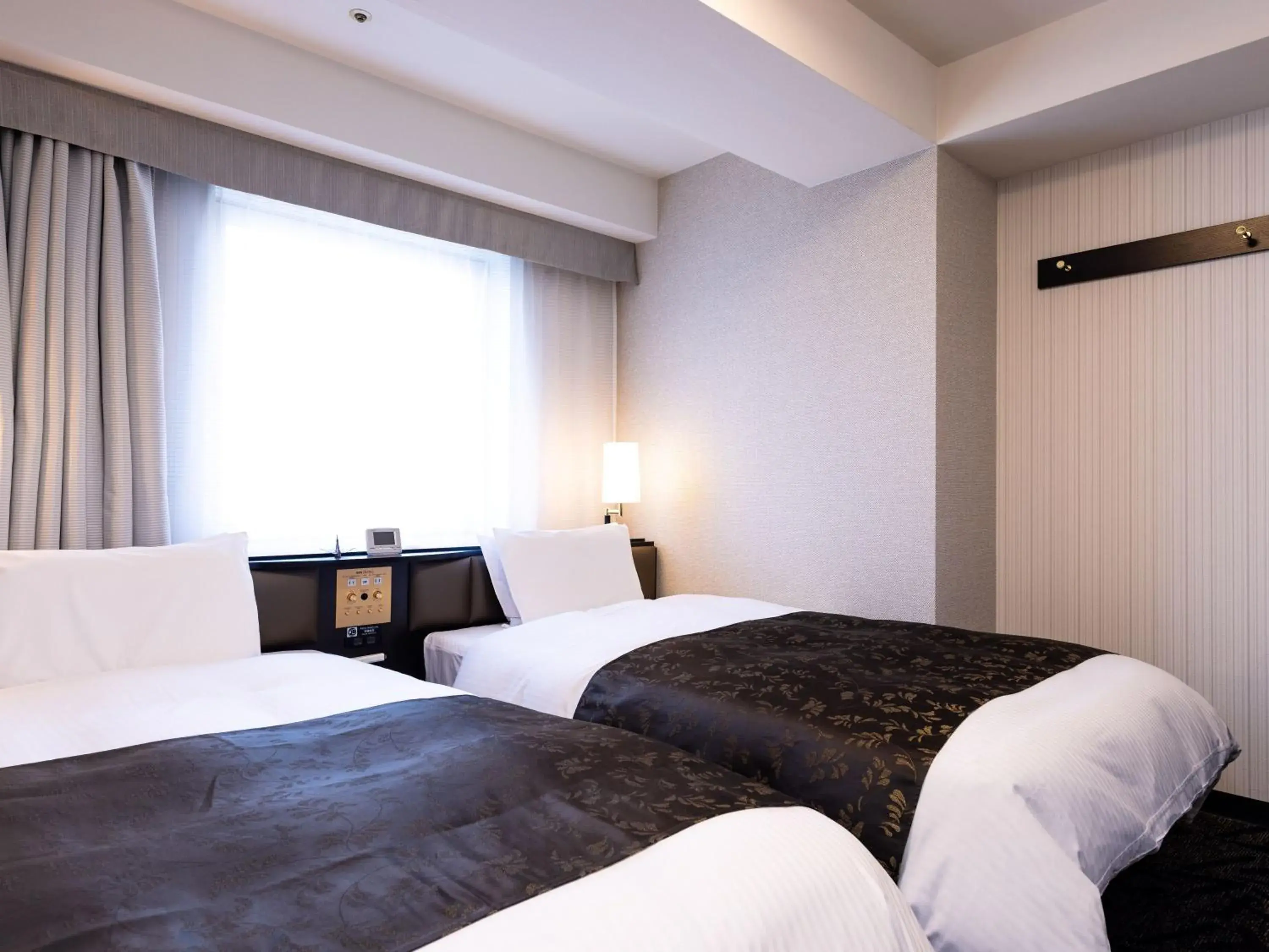 Twin Room - Smoking in APA Hotel Fukui Katamachi Twin Room - Smoking in APA Hotel Fukui Katamachi