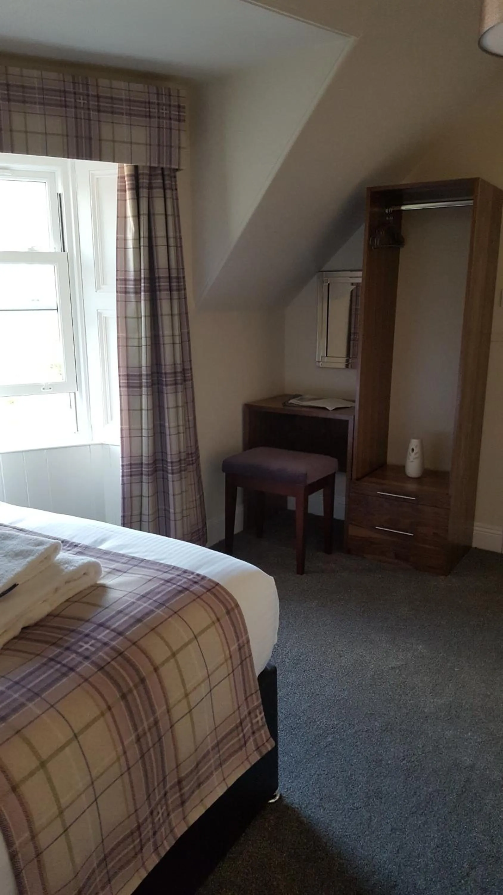Double Room - Top Floor in The Crags Hotel