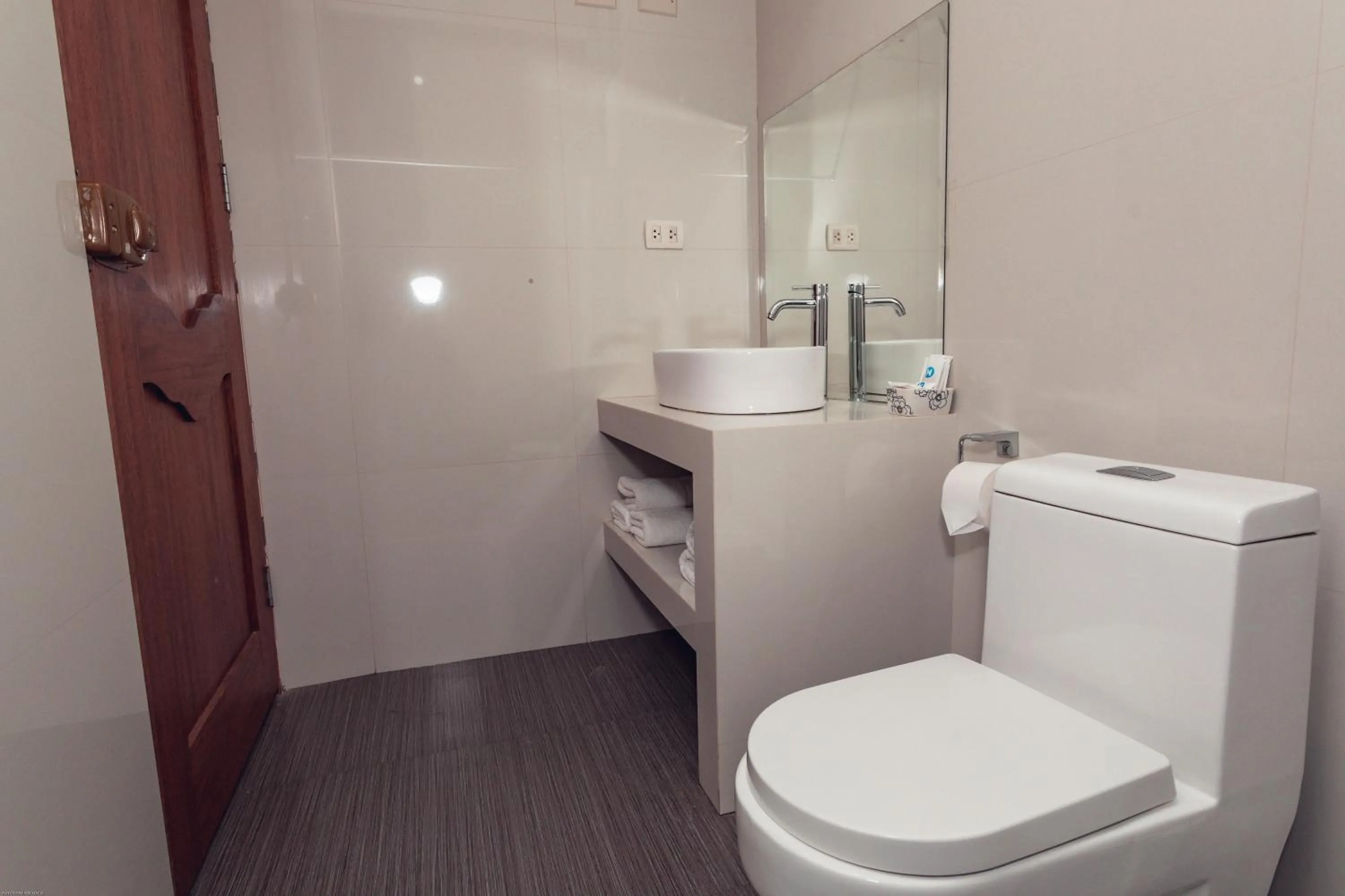 Shower in Hotel Las Quenas