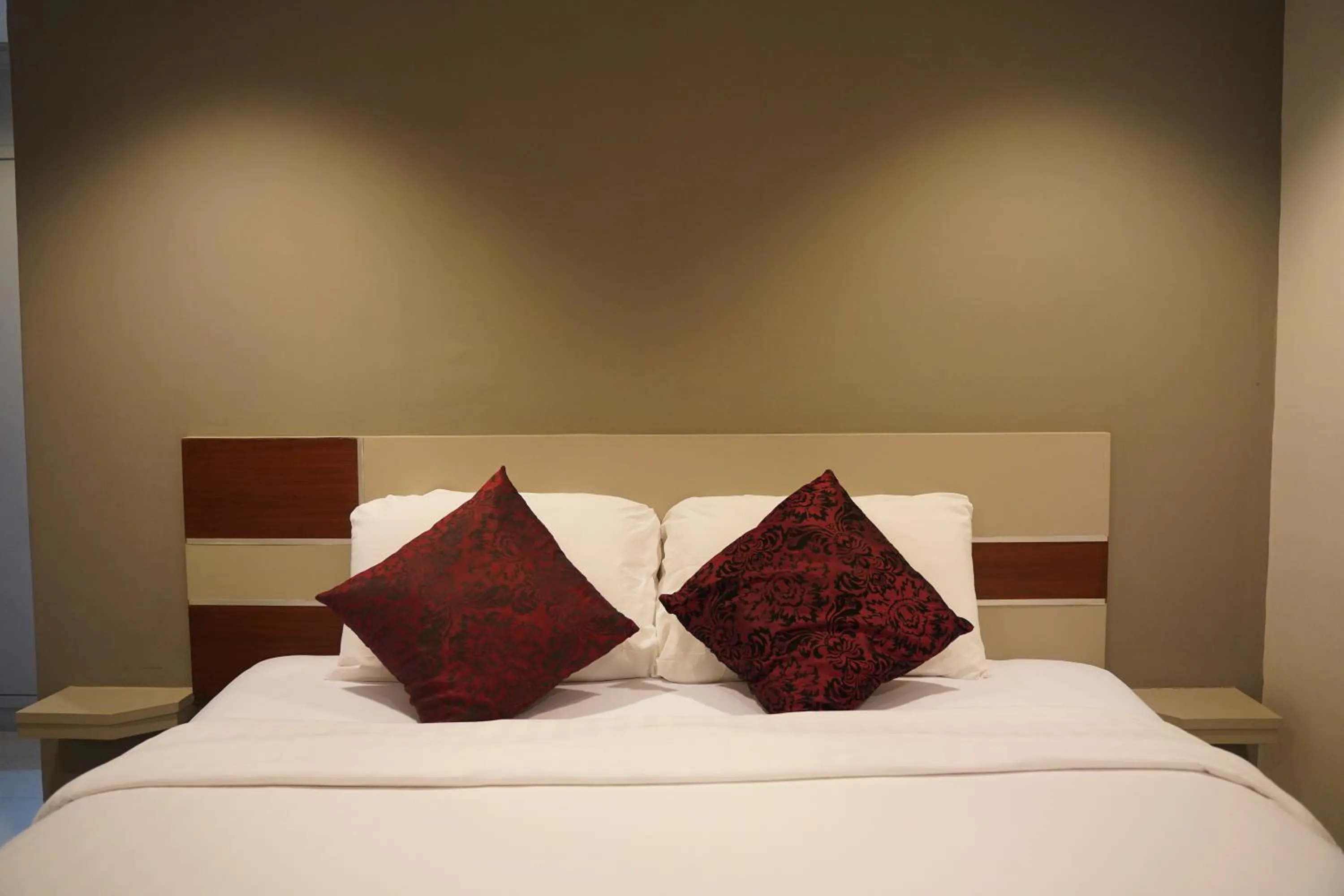 Bedroom, Bed in V Style Pattaya North Beach