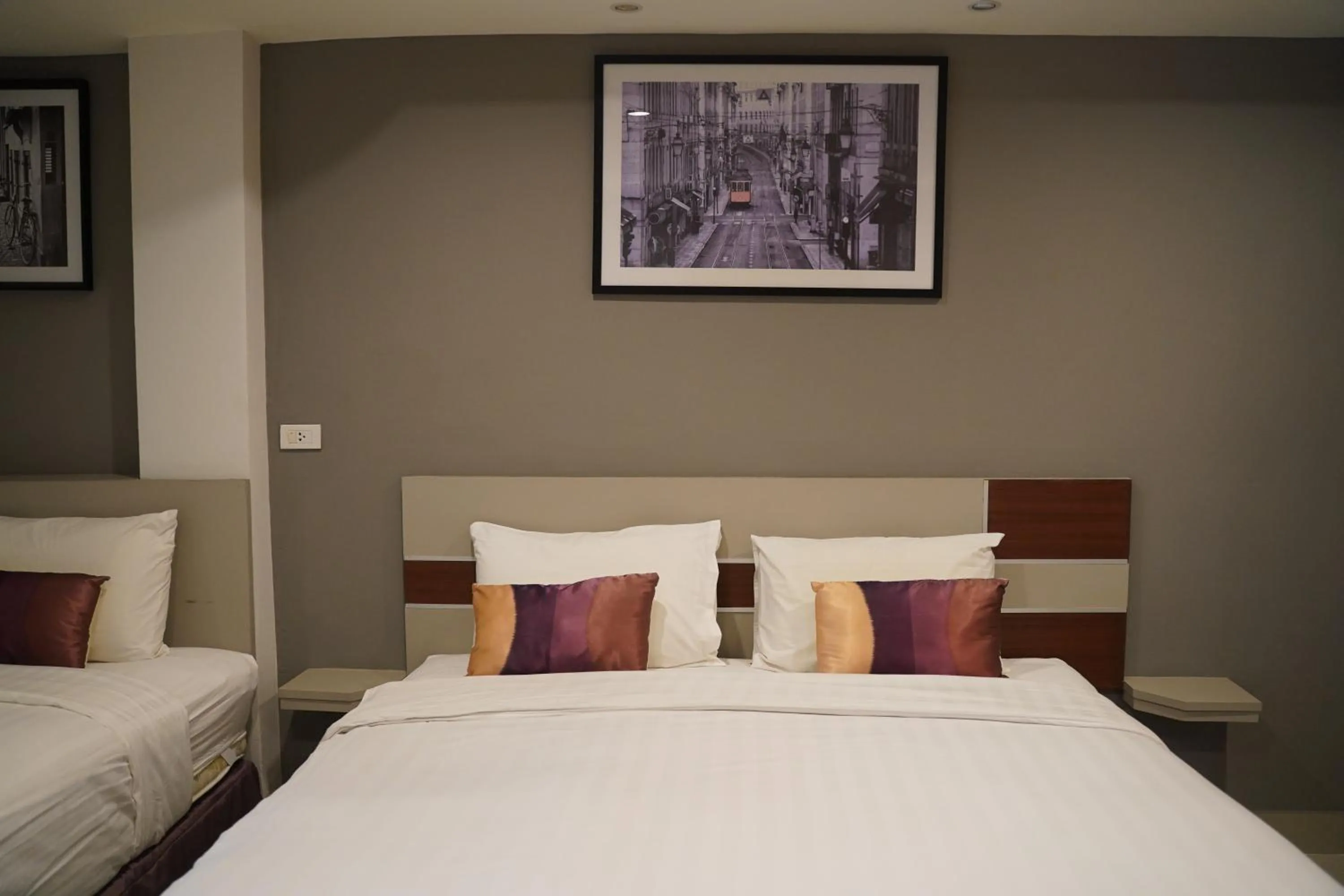 Bed in V Style Pattaya North Beach