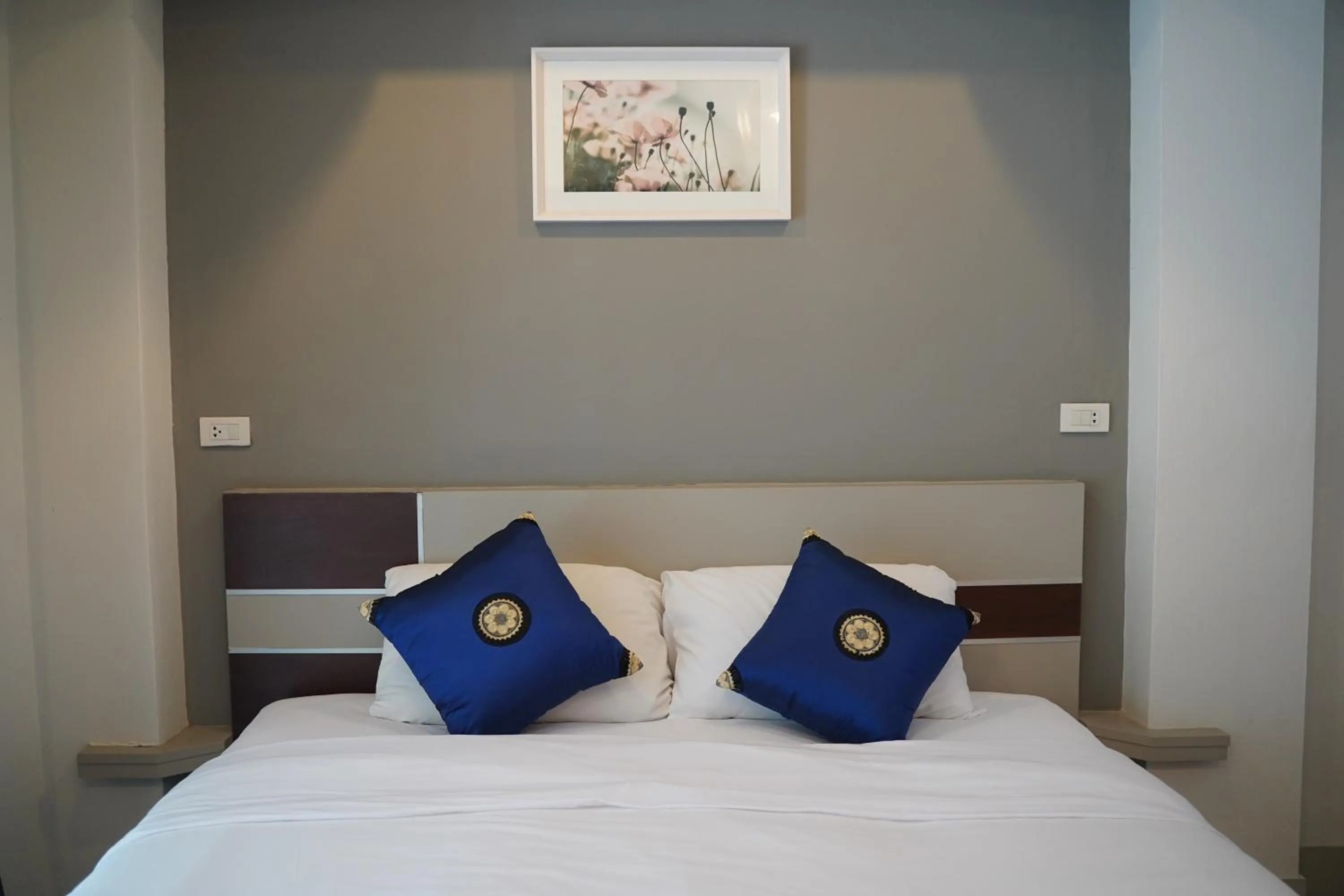 Bed in V Style Pattaya North Beach