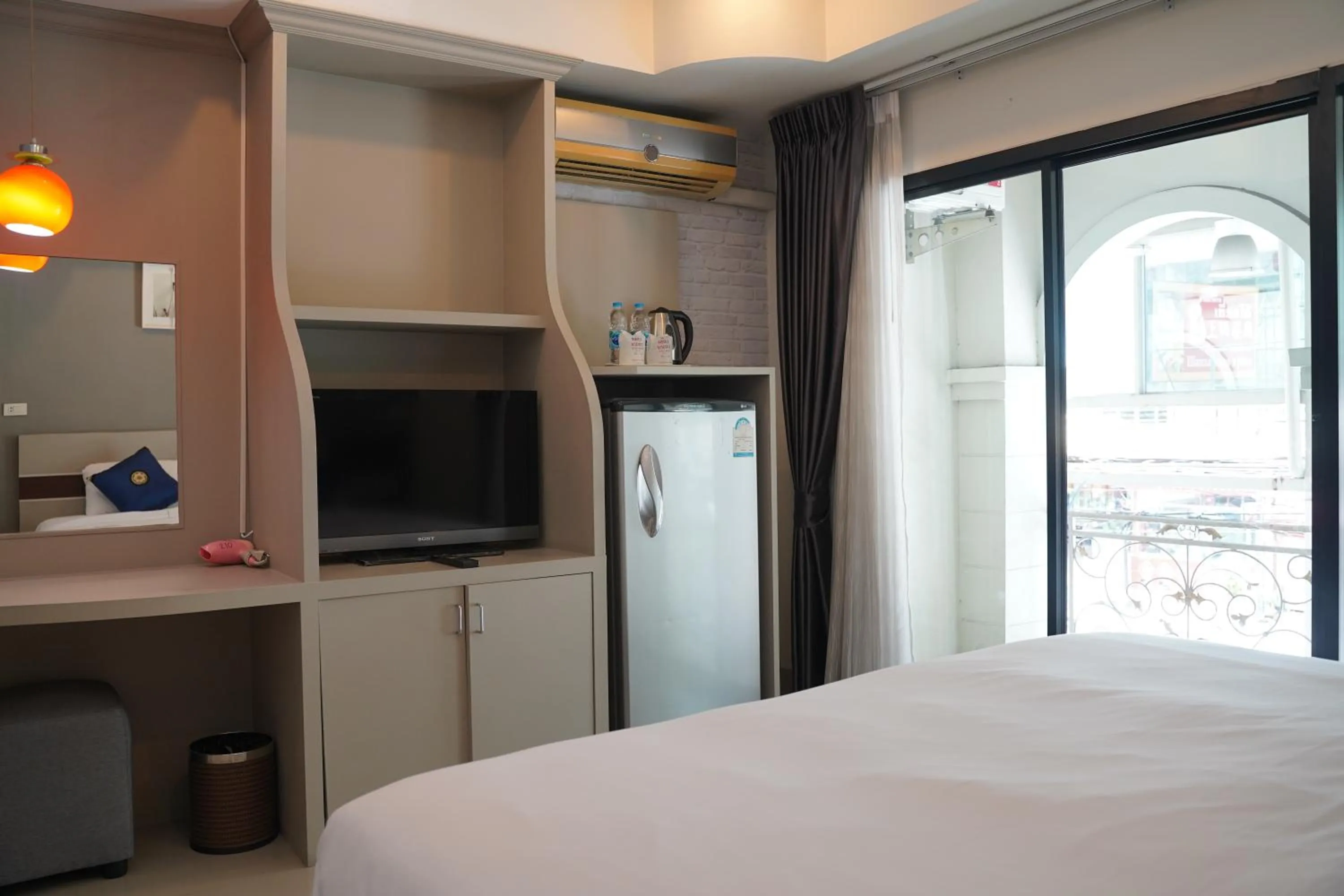 TV and multimedia, Bed in V Style Pattaya North Beach