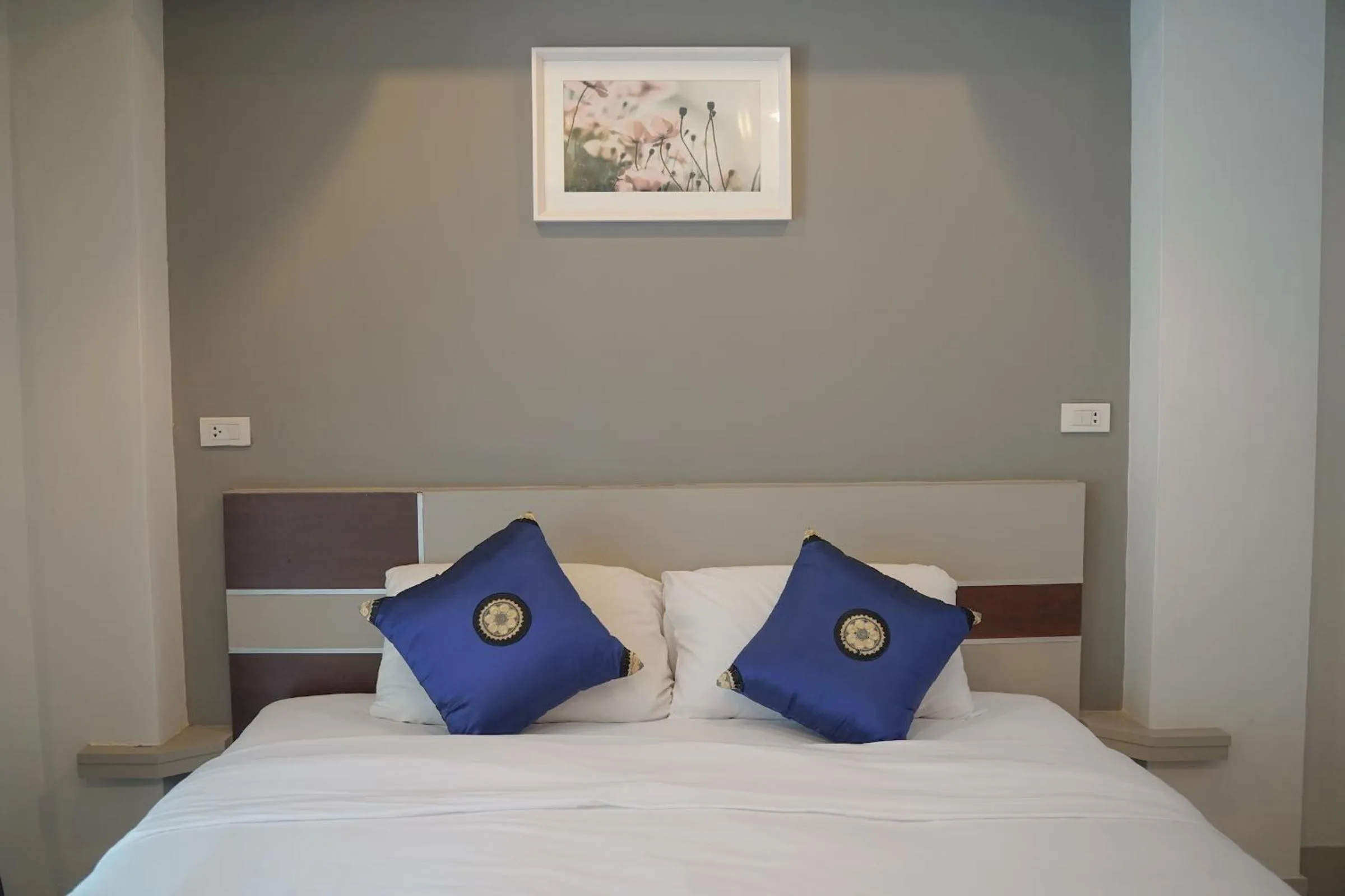 Bed in V Style Pattaya North Beach