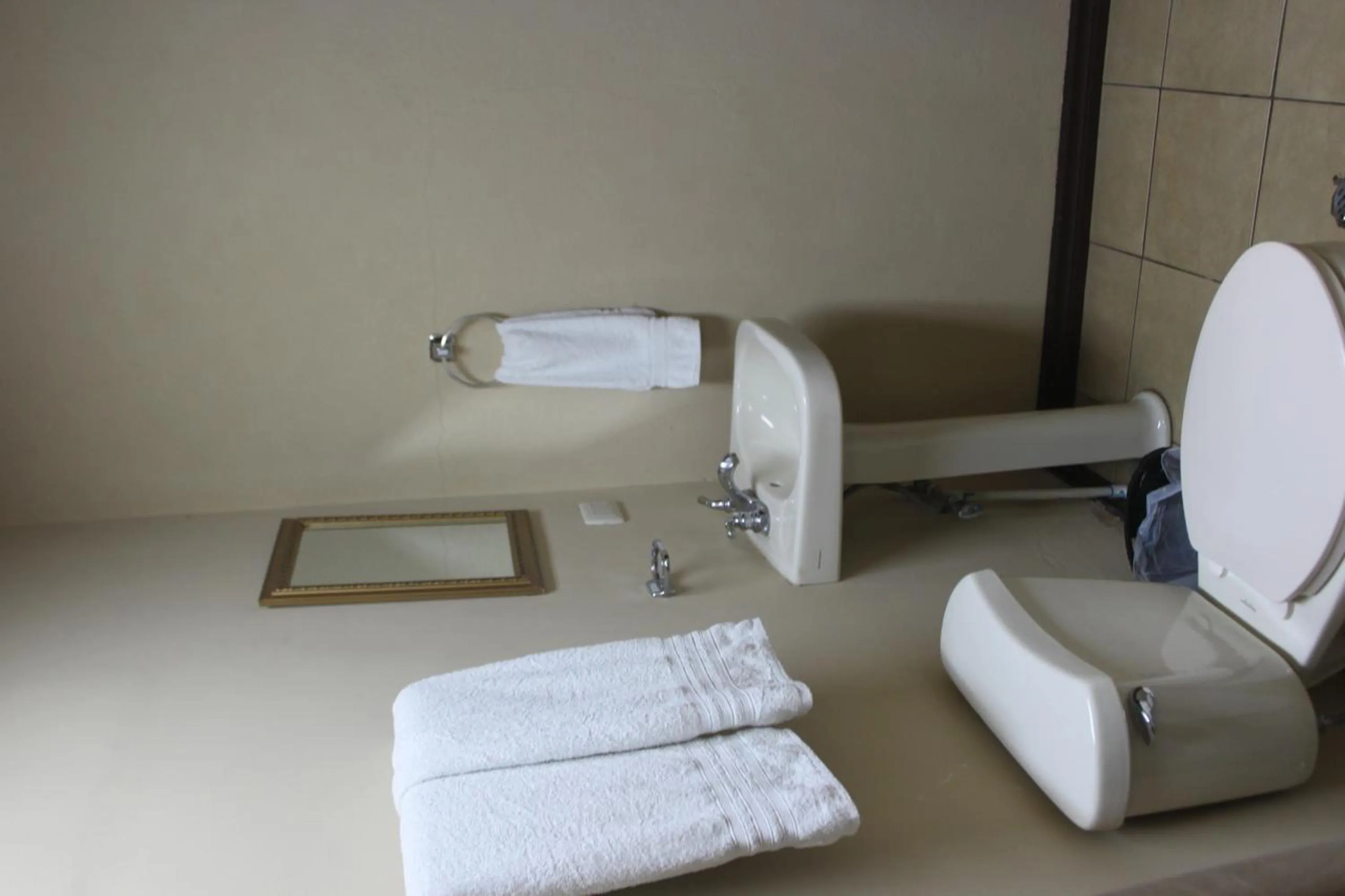 Bathroom in Hotel Santa Maria Inn