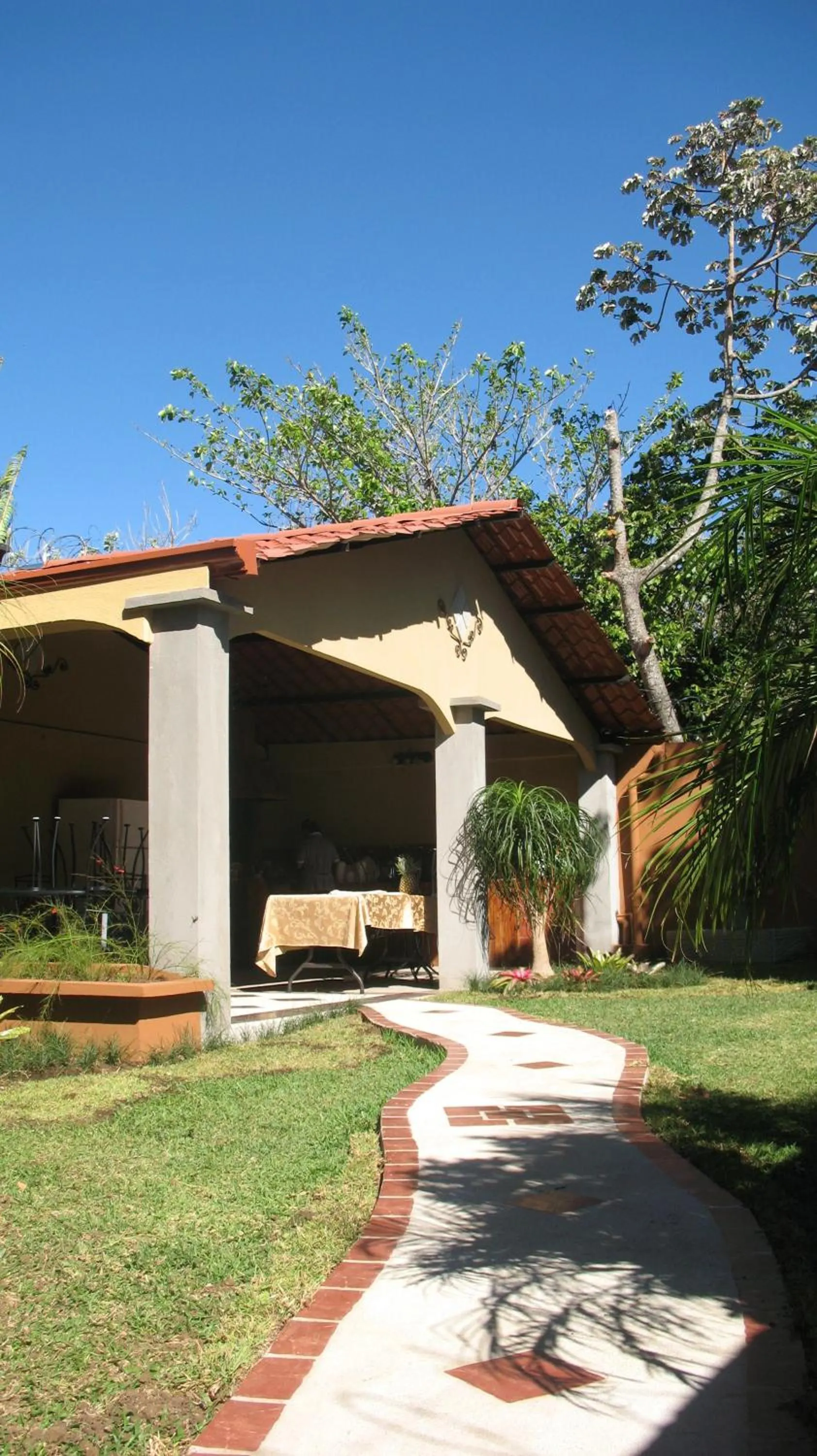 Restaurant/places to eat in Hotel Santa Maria Inn