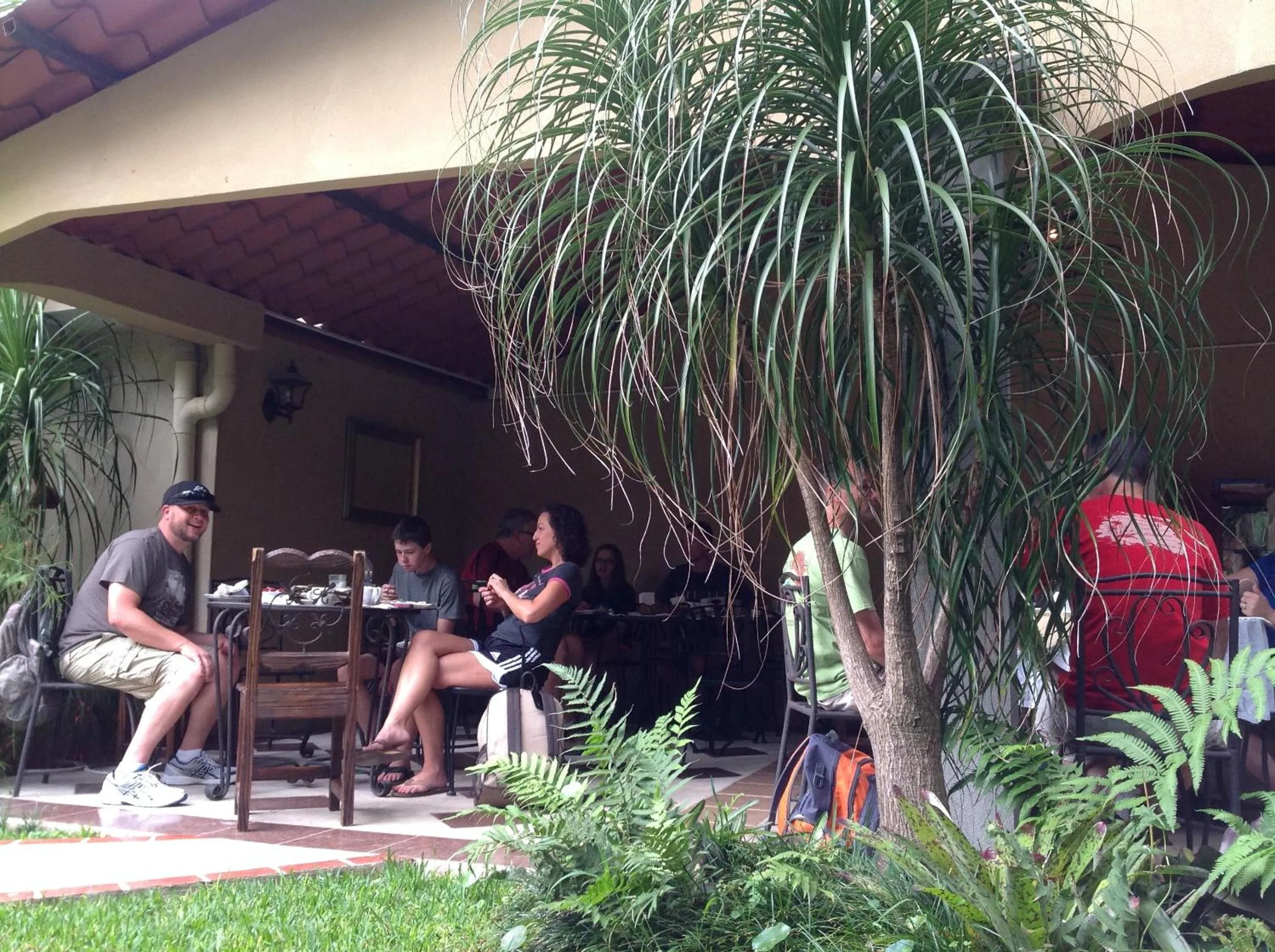 Restaurant/places to eat in Hotel Santa Maria Inn