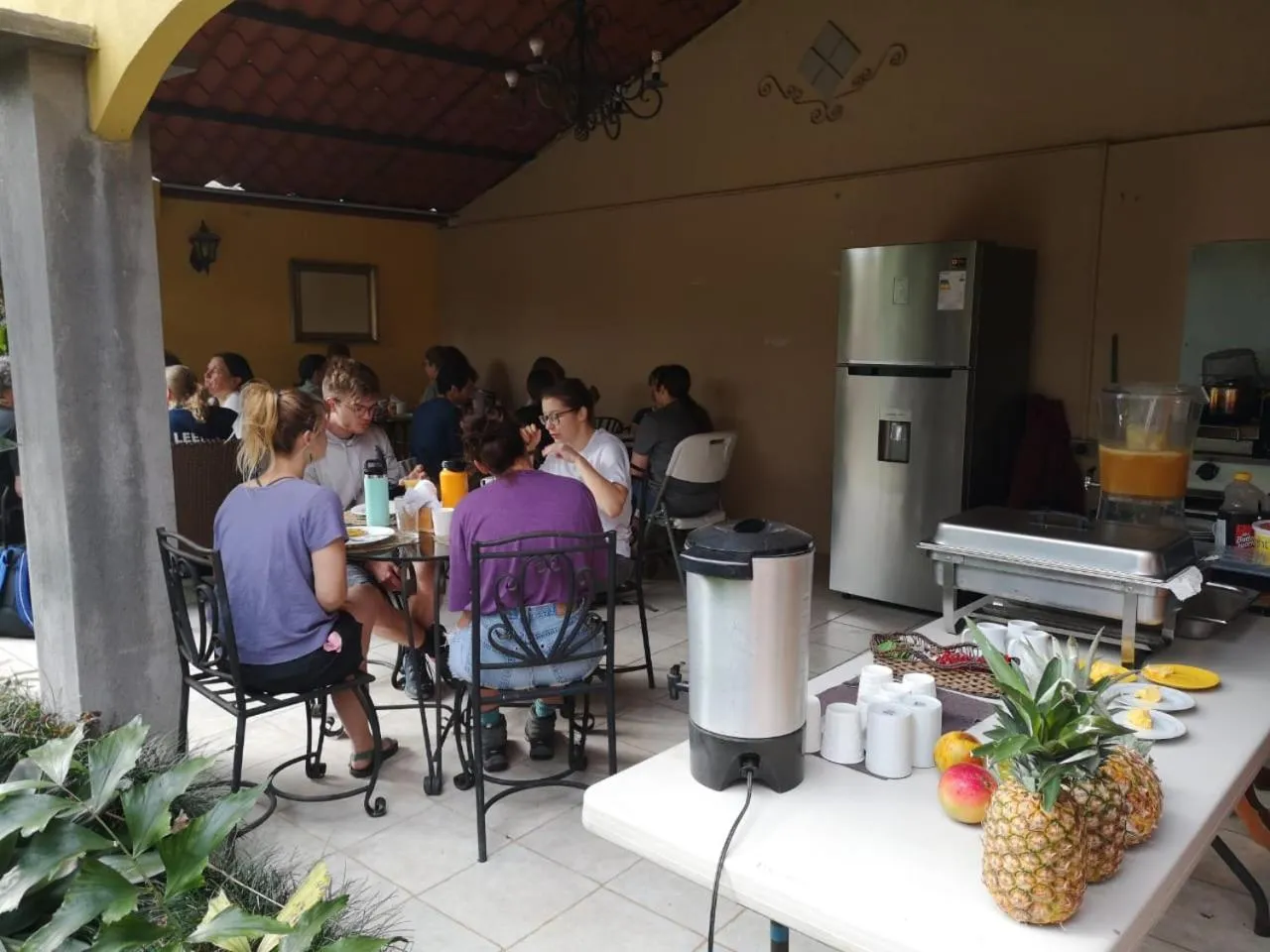 Food and drinks in Hotel Santa Maria Inn