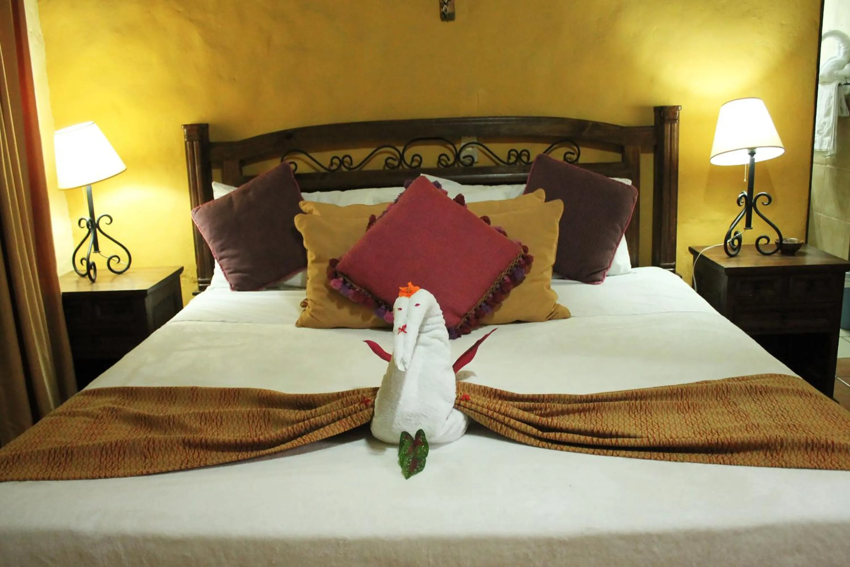 Bed in La Posada de Suchitlan