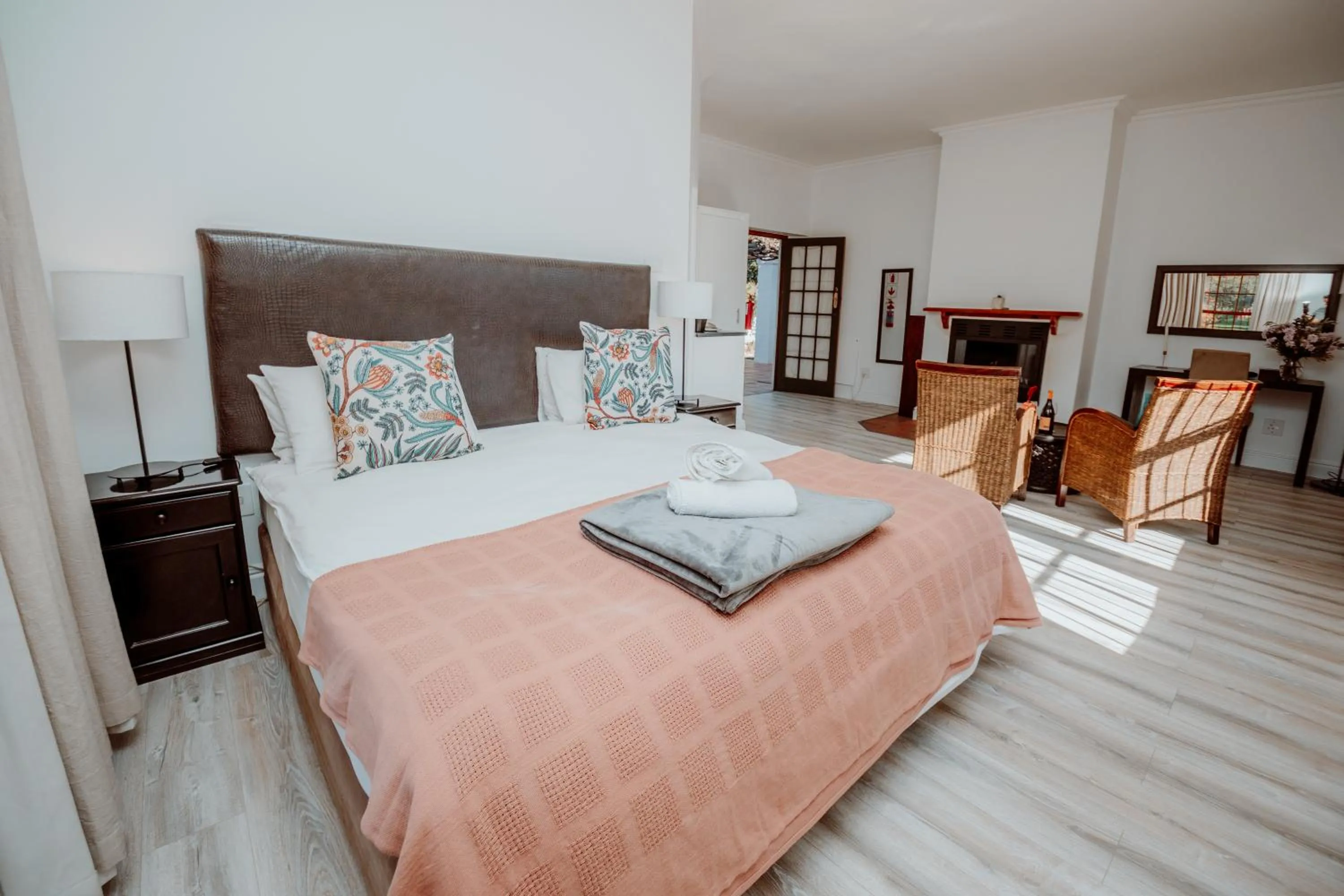 Photo of the whole room, Bed in Manley Wine Estate