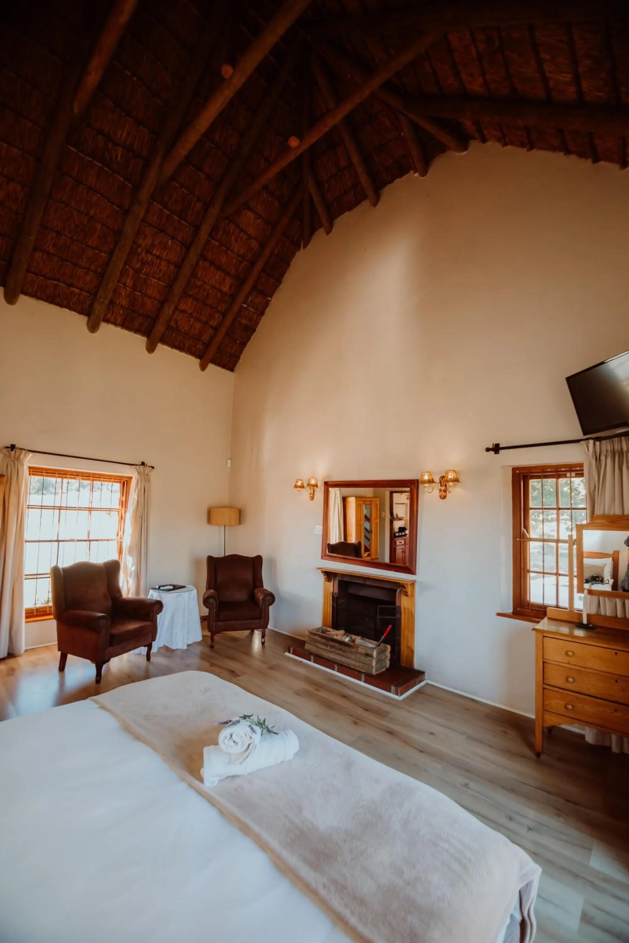 Photo of the whole room, Bed in Manley Wine Estate