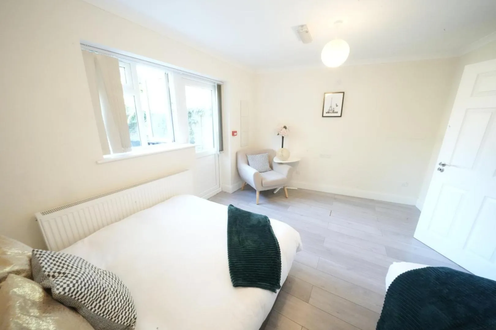 Bed in The Close Airport