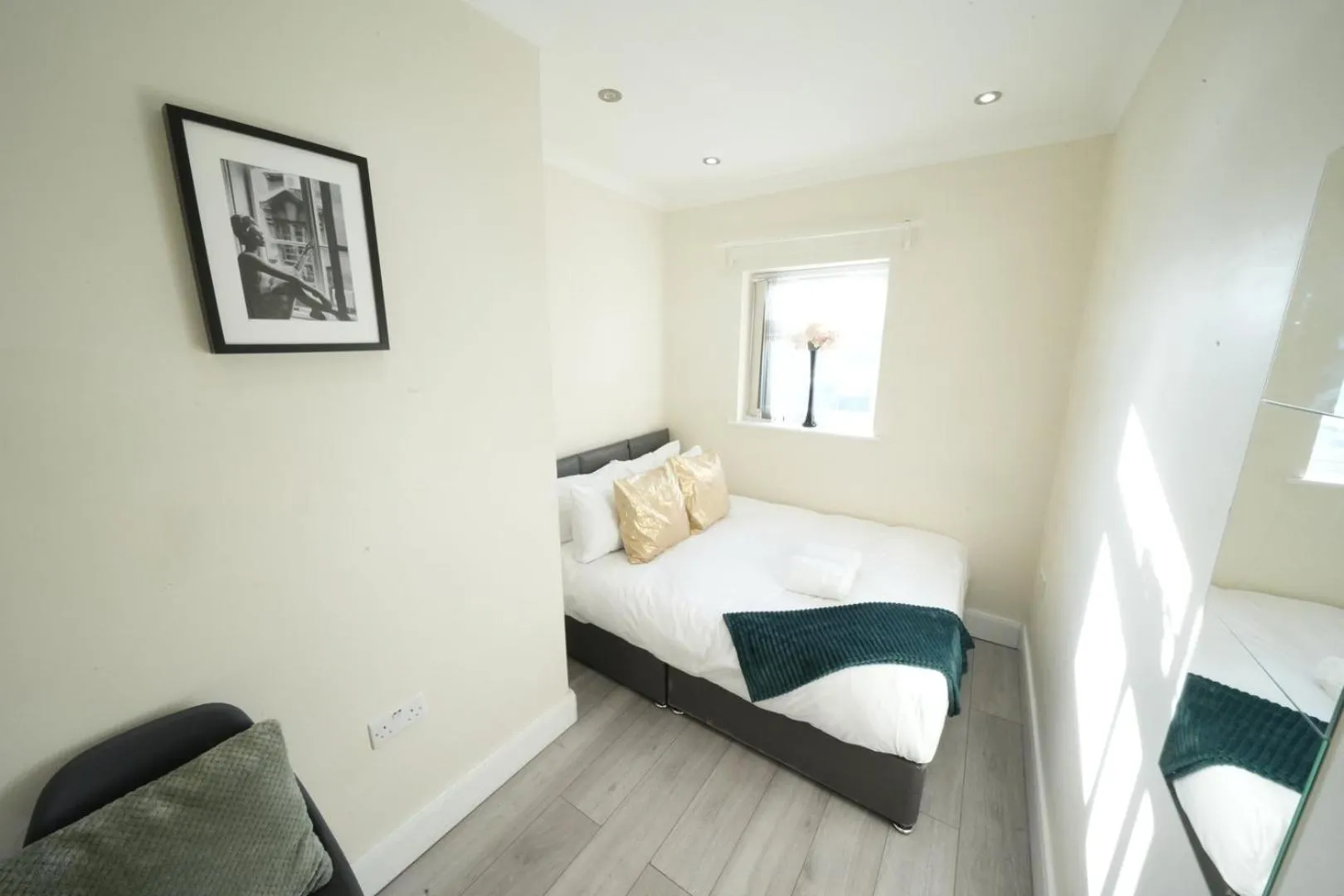 Bed in The Close Airport