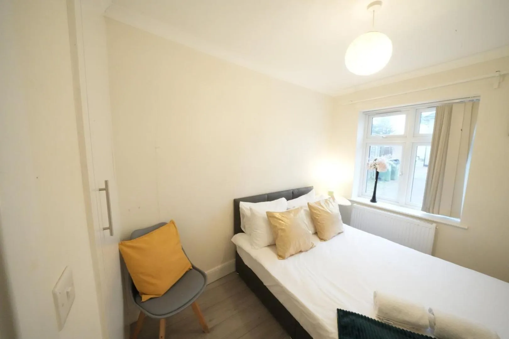 Bed in The Close Airport