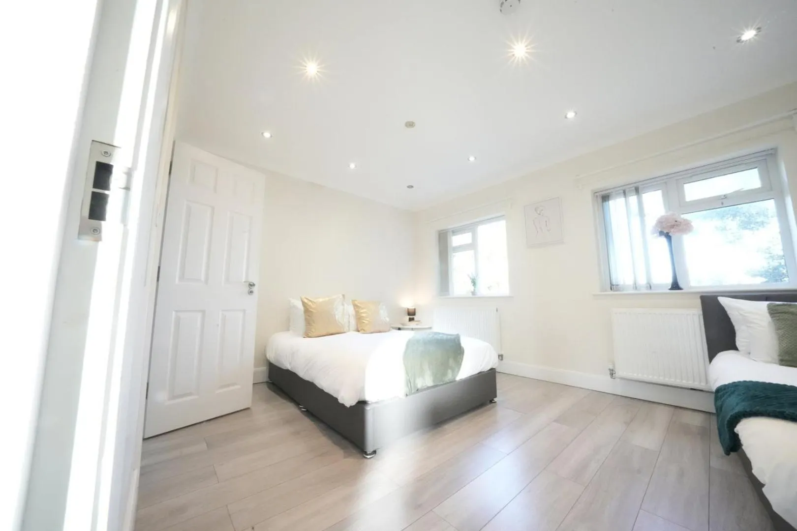 Bed in The Close Airport