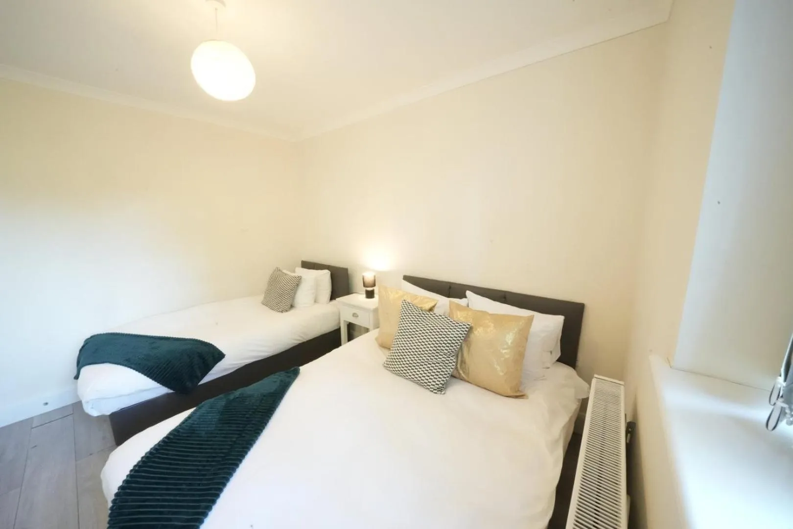 Bed in The Close Airport