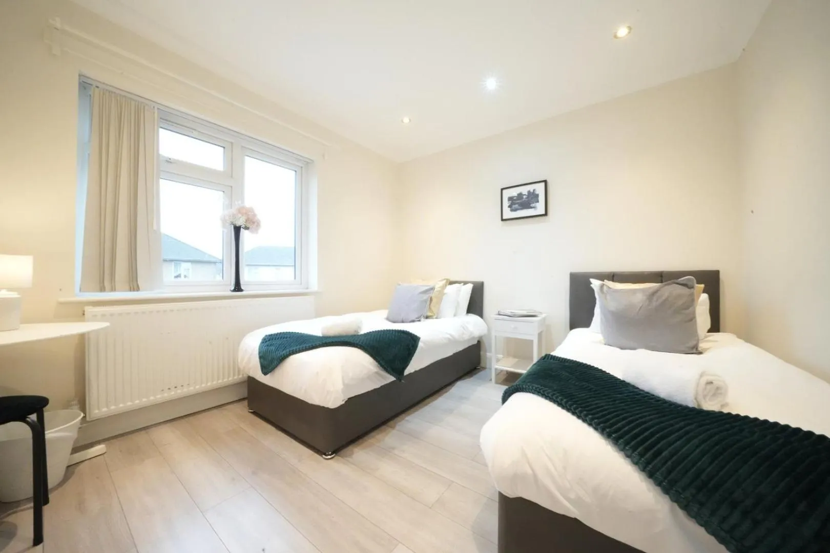 Bed in The Close Airport