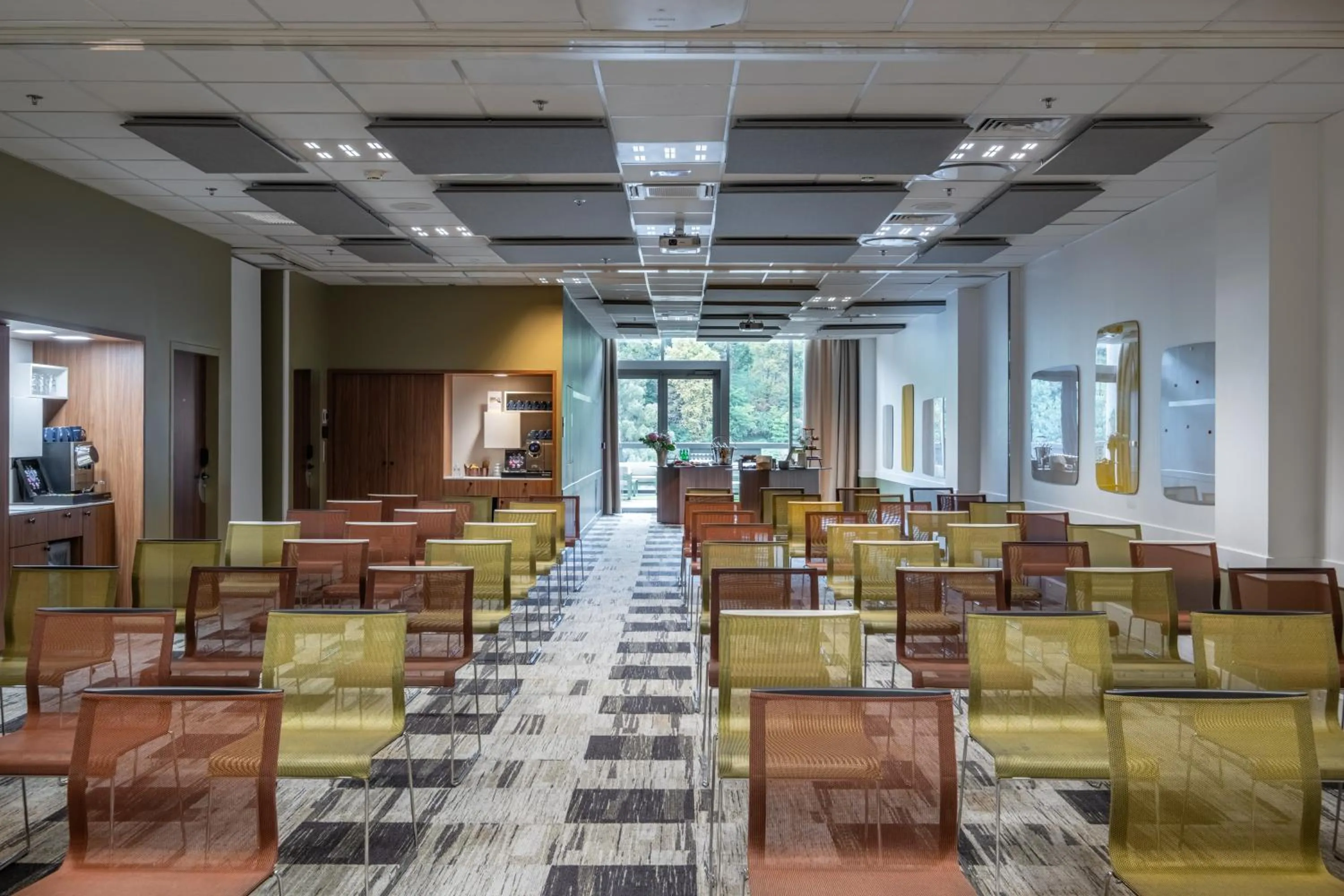 Business facilities in Novotel Lyon Centre-Confluence Bord de Saone