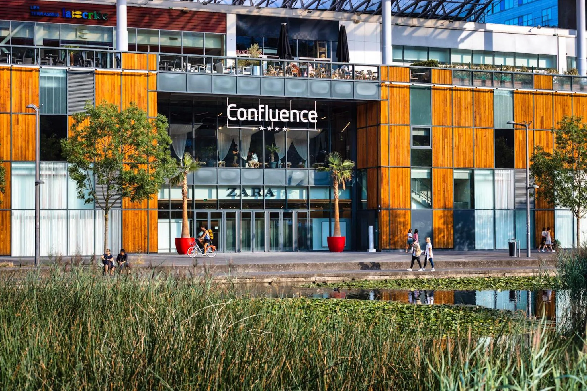 Restaurant/places to eat in Novotel Lyon Centre-Confluence Bord de Saone