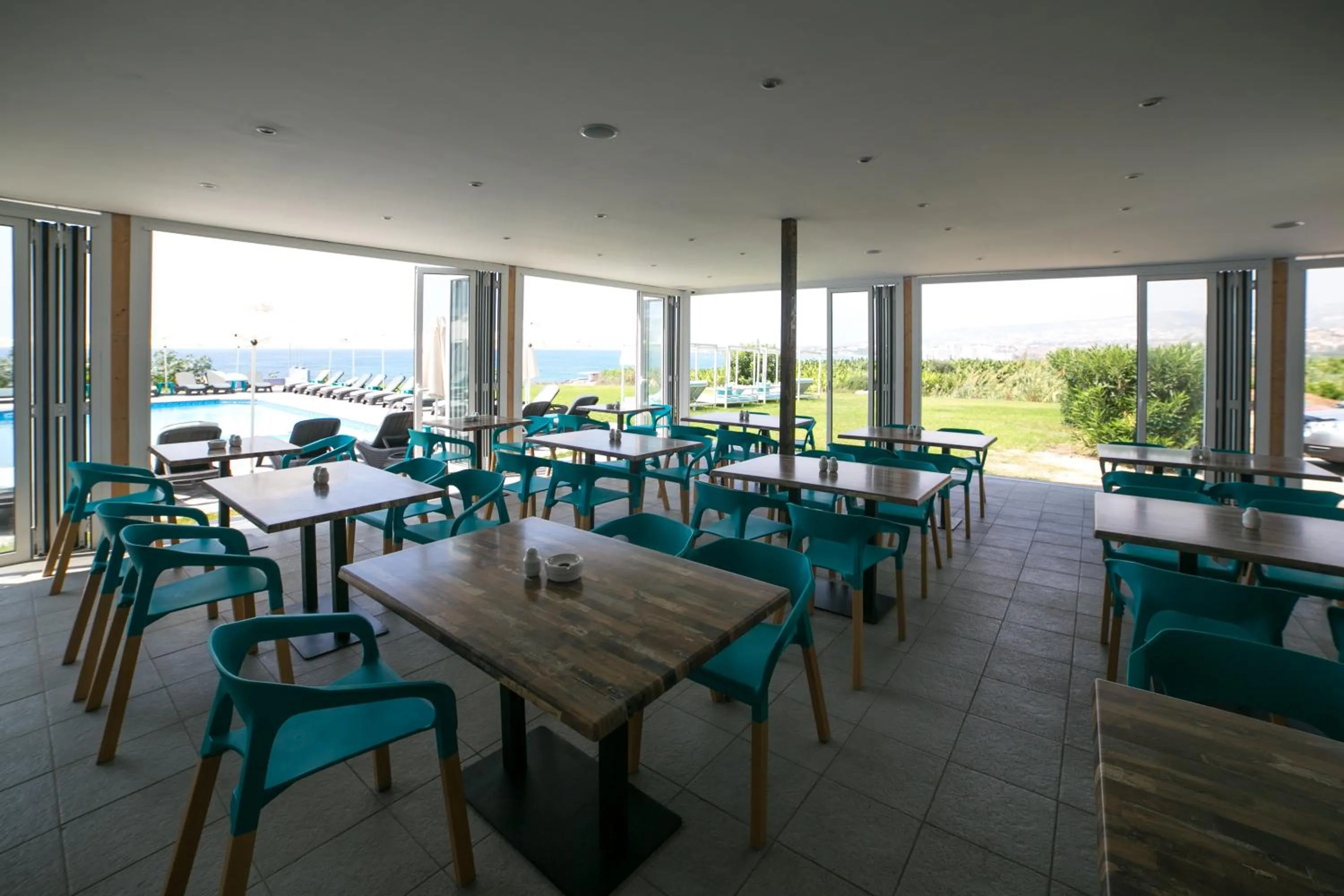 Restaurant/places to eat in Marica's Boutique Hotel