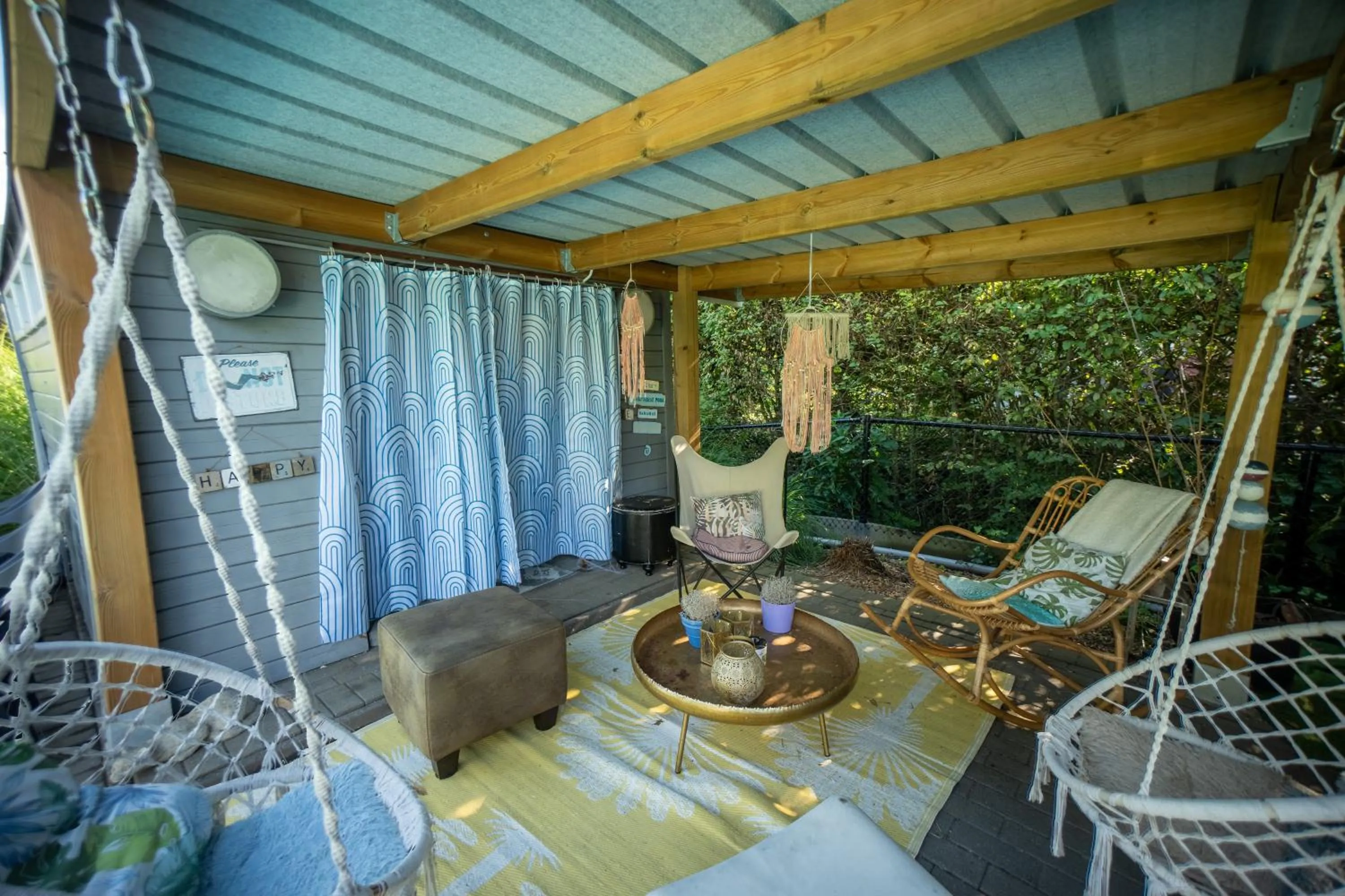 Patio in Guesthouse De Witte Merel Deluxe