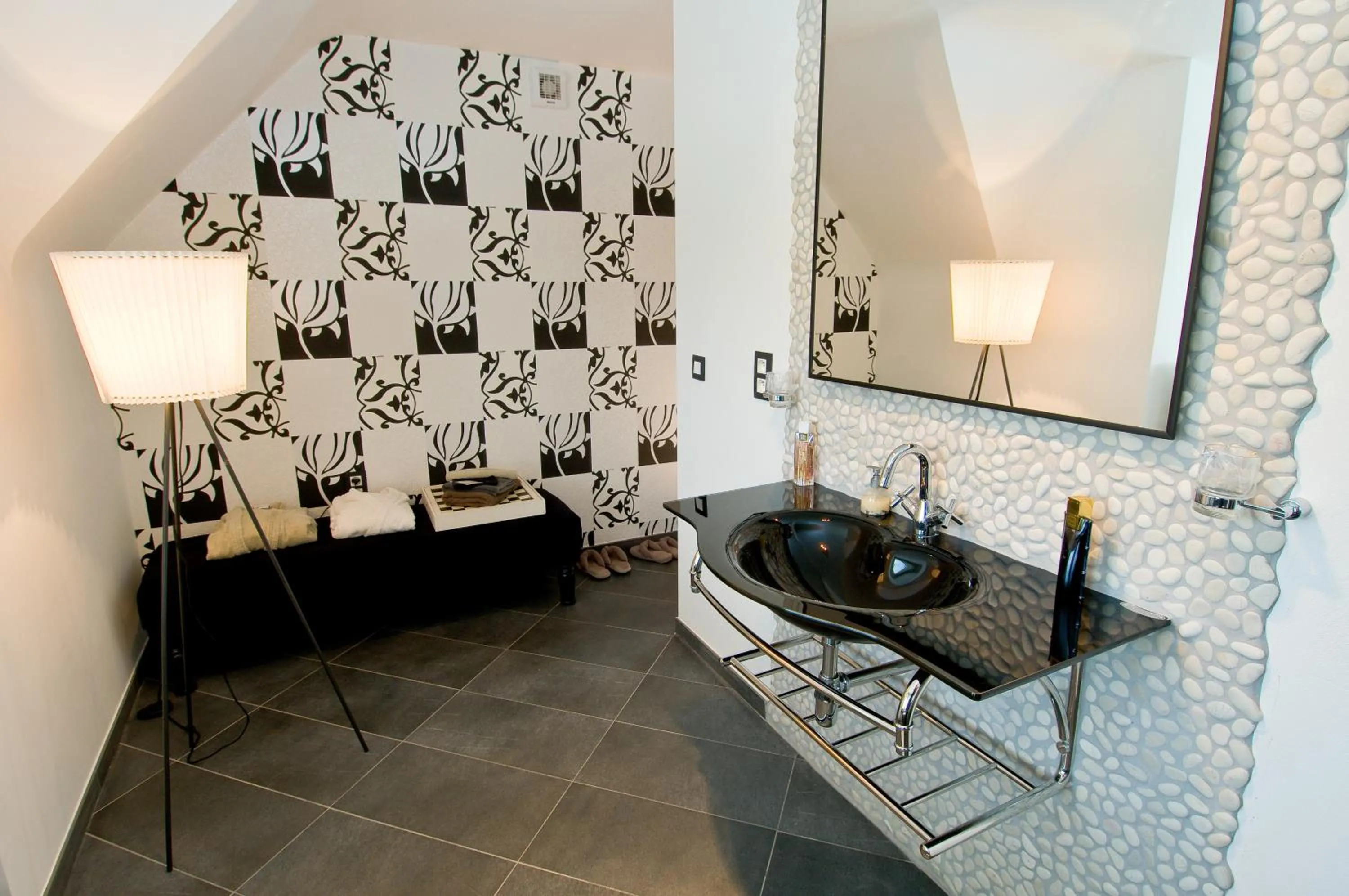 Photo of the whole room in Guesthouse De Witte Merel Deluxe
