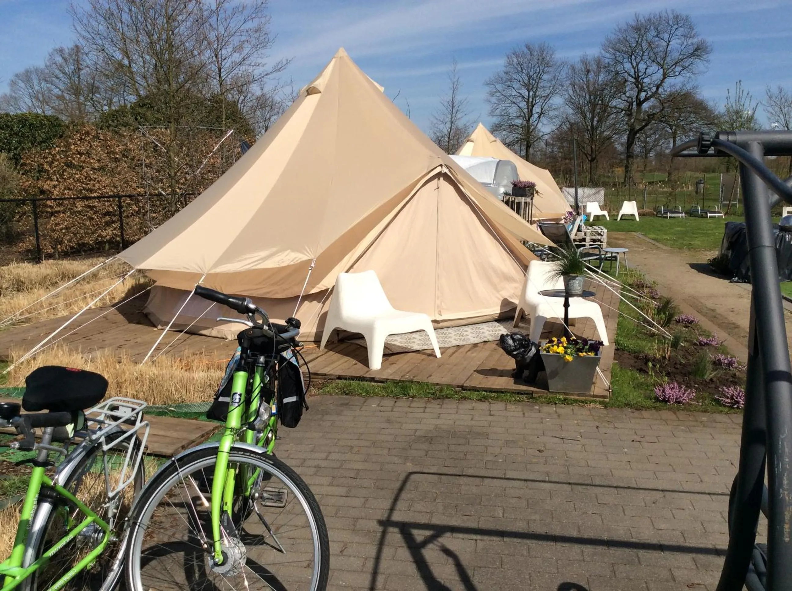 Garden view in Guesthouse De Witte Merel Deluxe