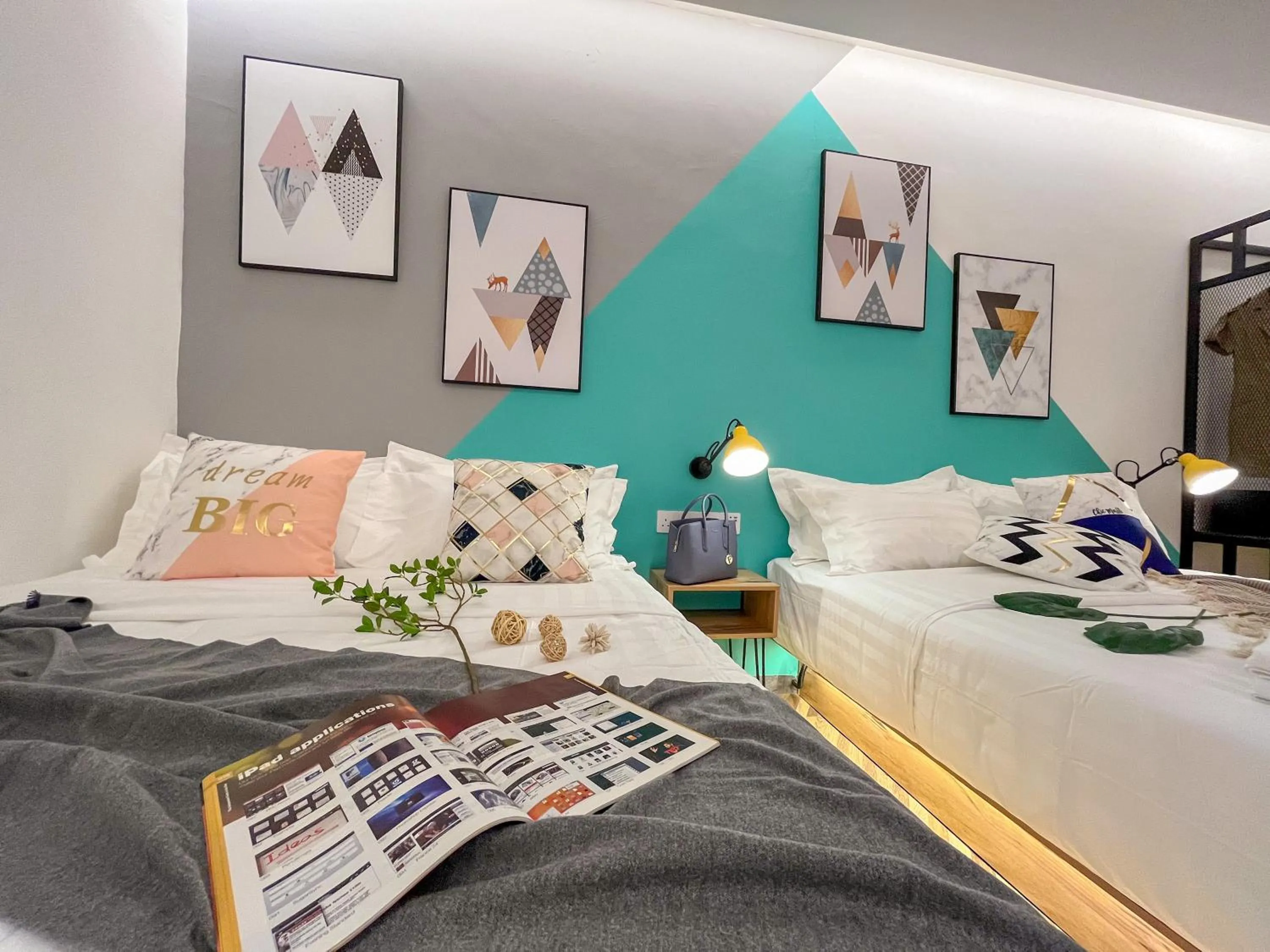 Bed in Apple 1 Hotel Queensbay