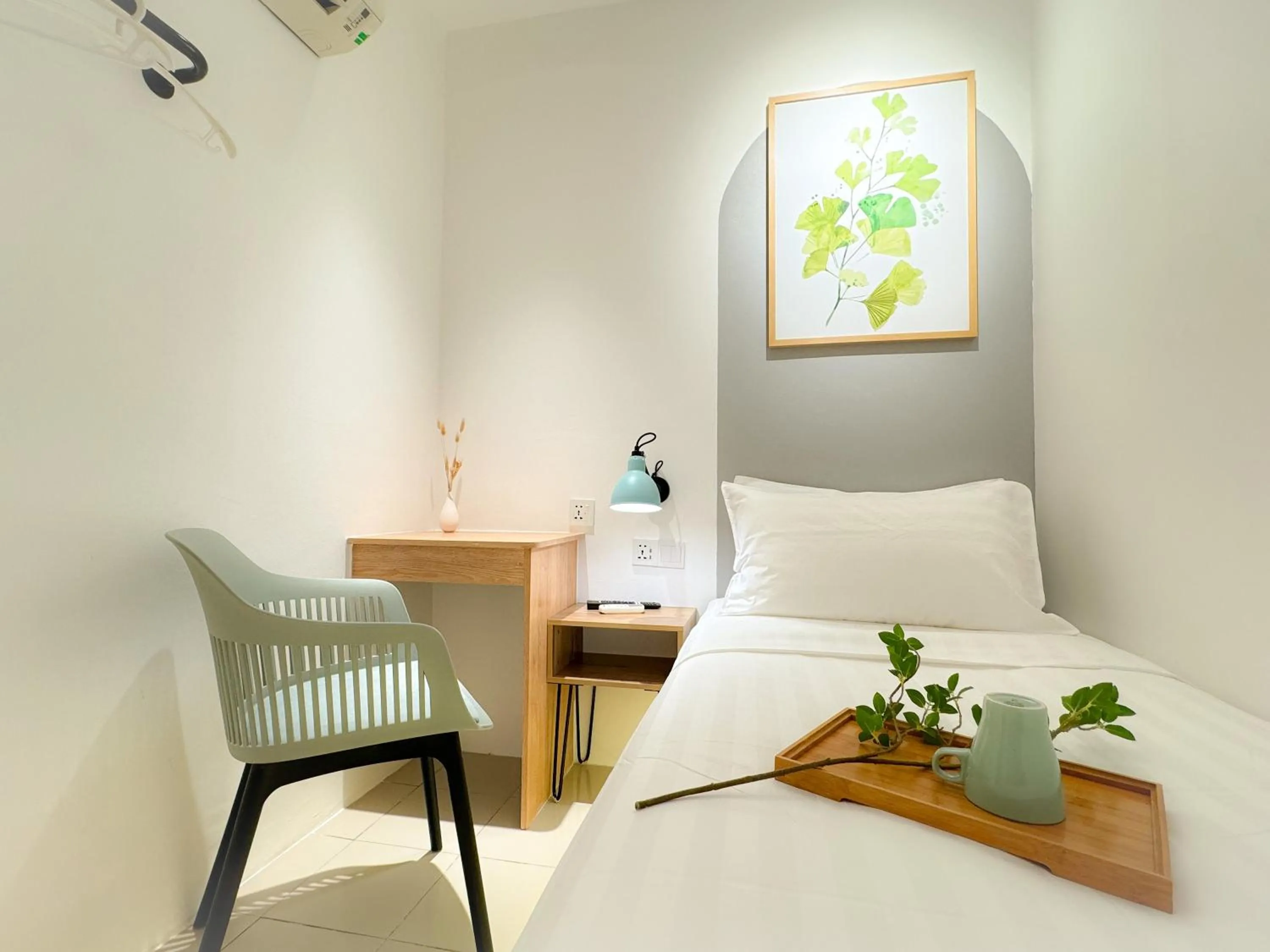 Bedroom, Bed in Apple 1 Hotel Queensbay