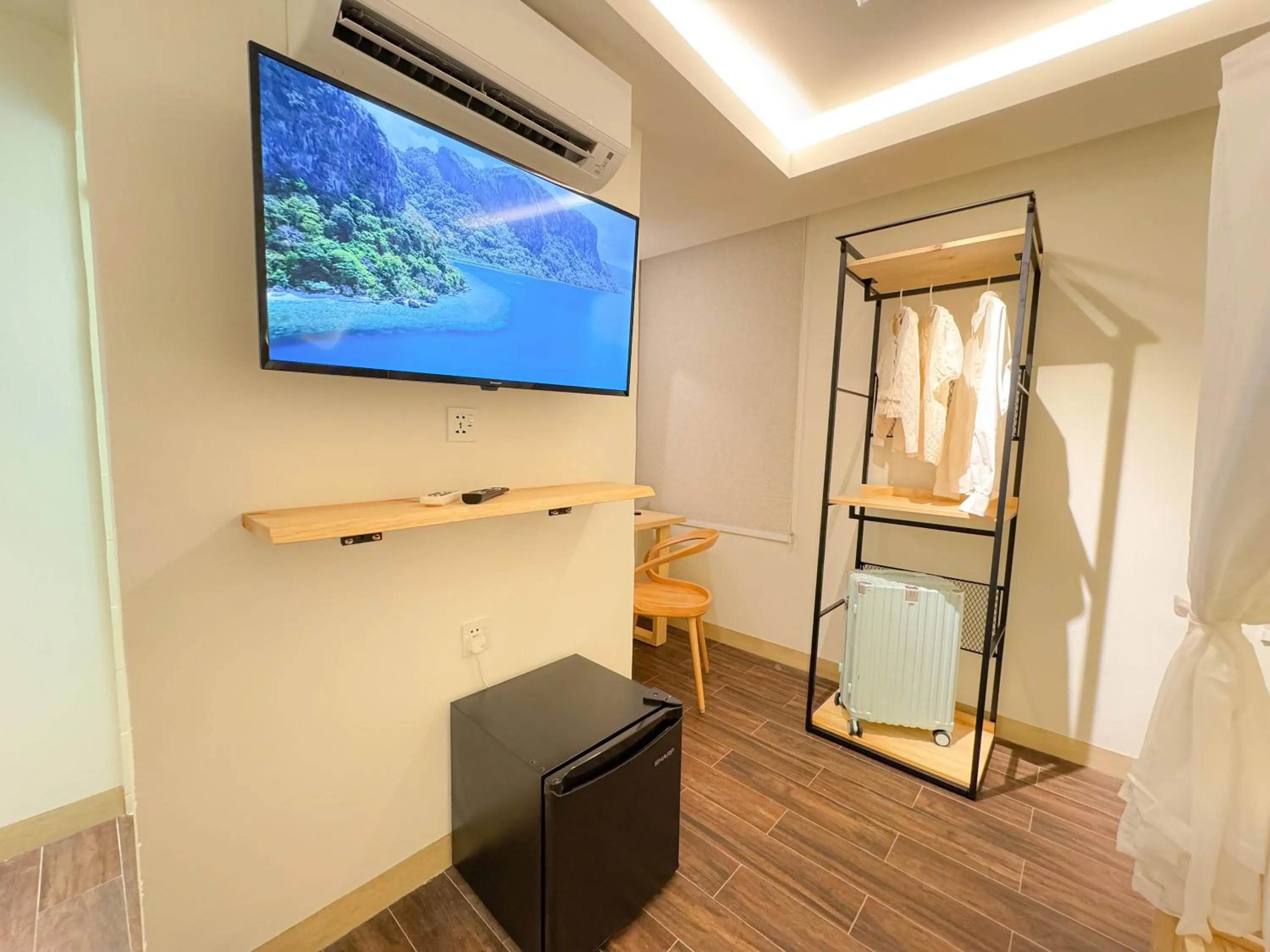 TV and multimedia in Apple 1 Hotel Queensbay