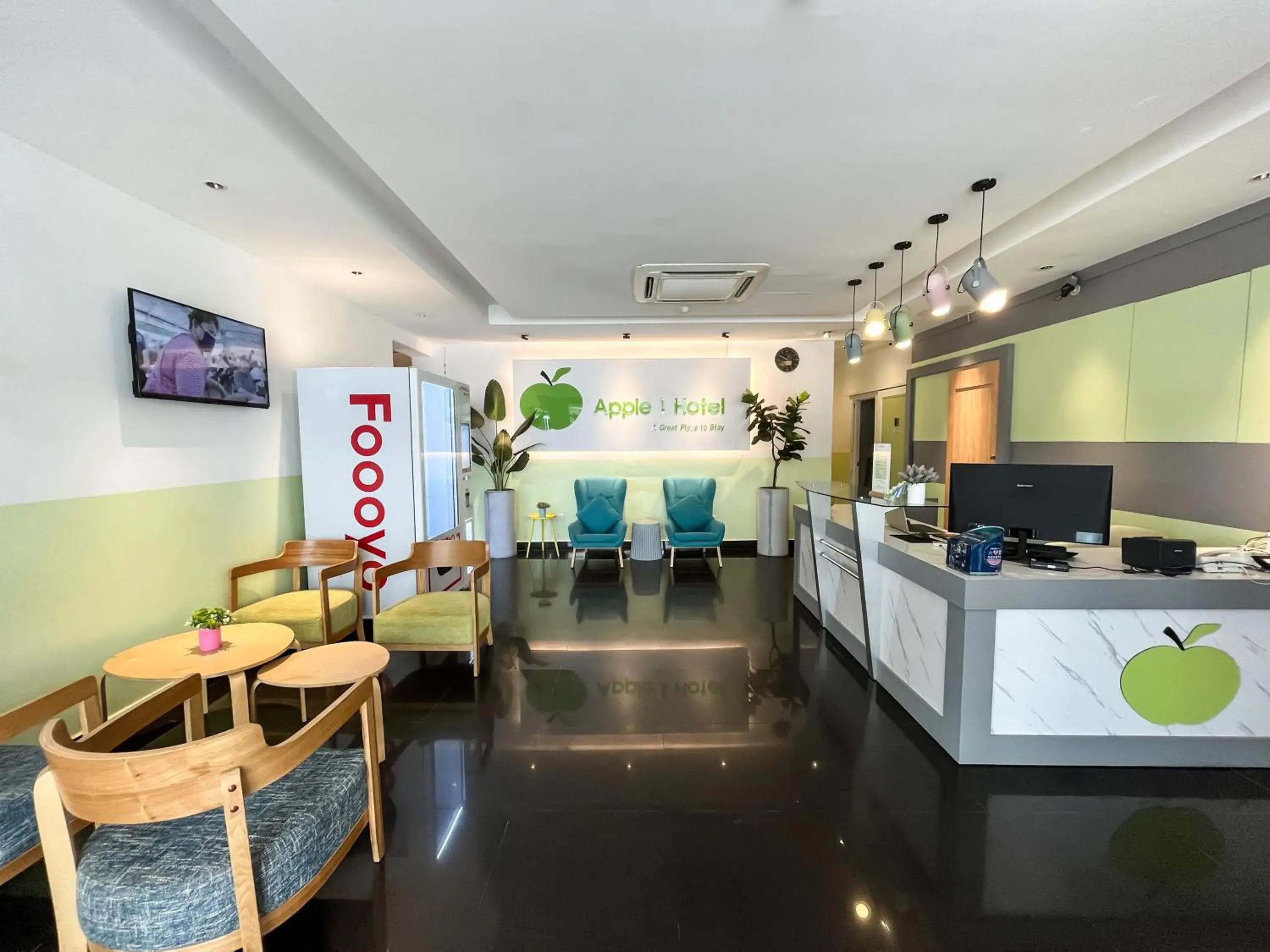 Lobby or reception in Apple 1 Hotel Queensbay Lobby or reception in Apple 1 Hotel Queensbay