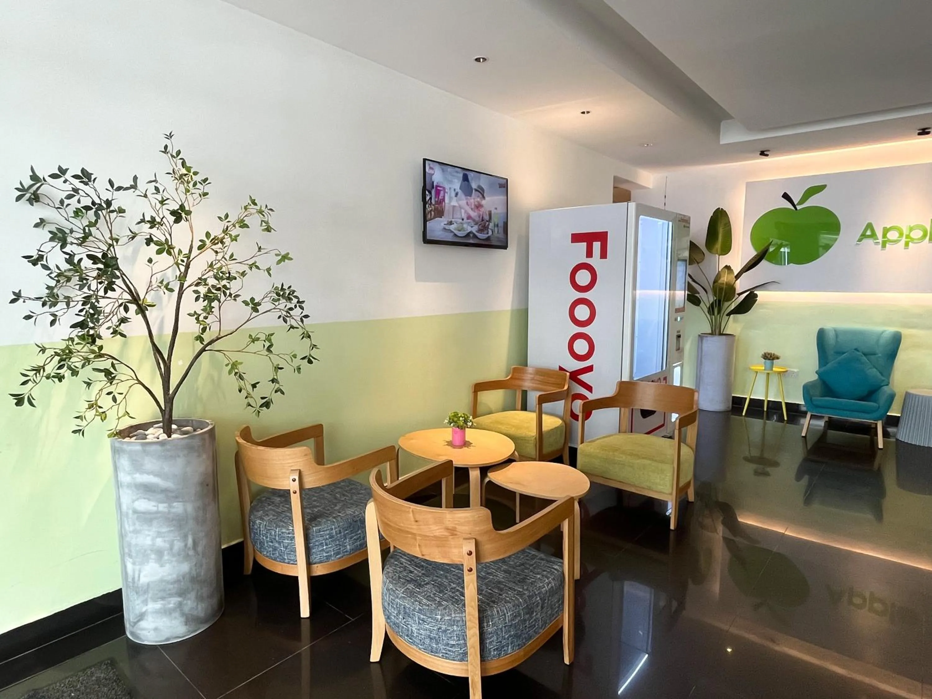 Lobby or reception in Apple 1 Hotel Queensbay