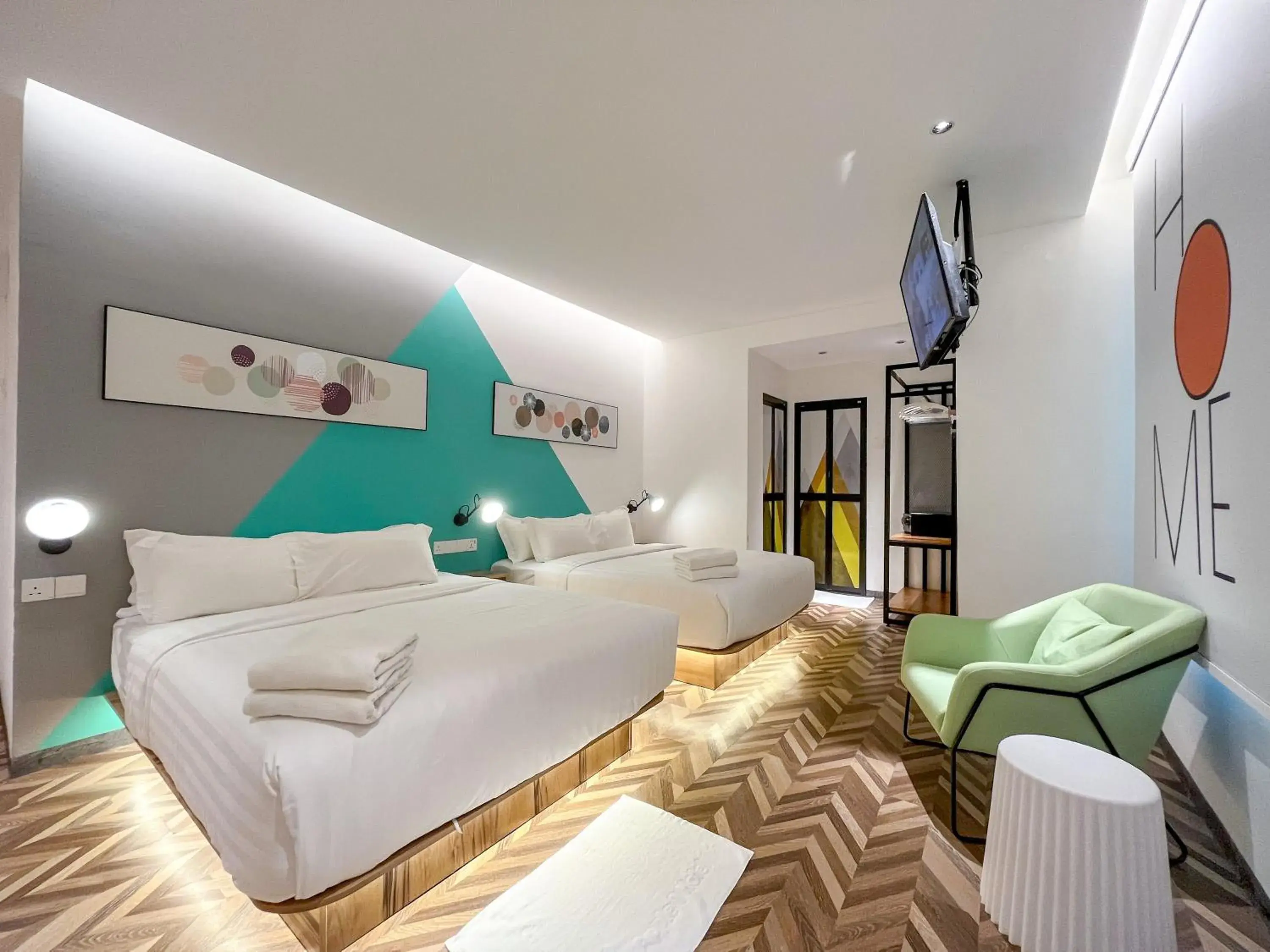 Photo of the whole room, Bed in Apple 1 Hotel Queensbay Photo of the whole room, Bed in Apple 1 Hotel Queensbay