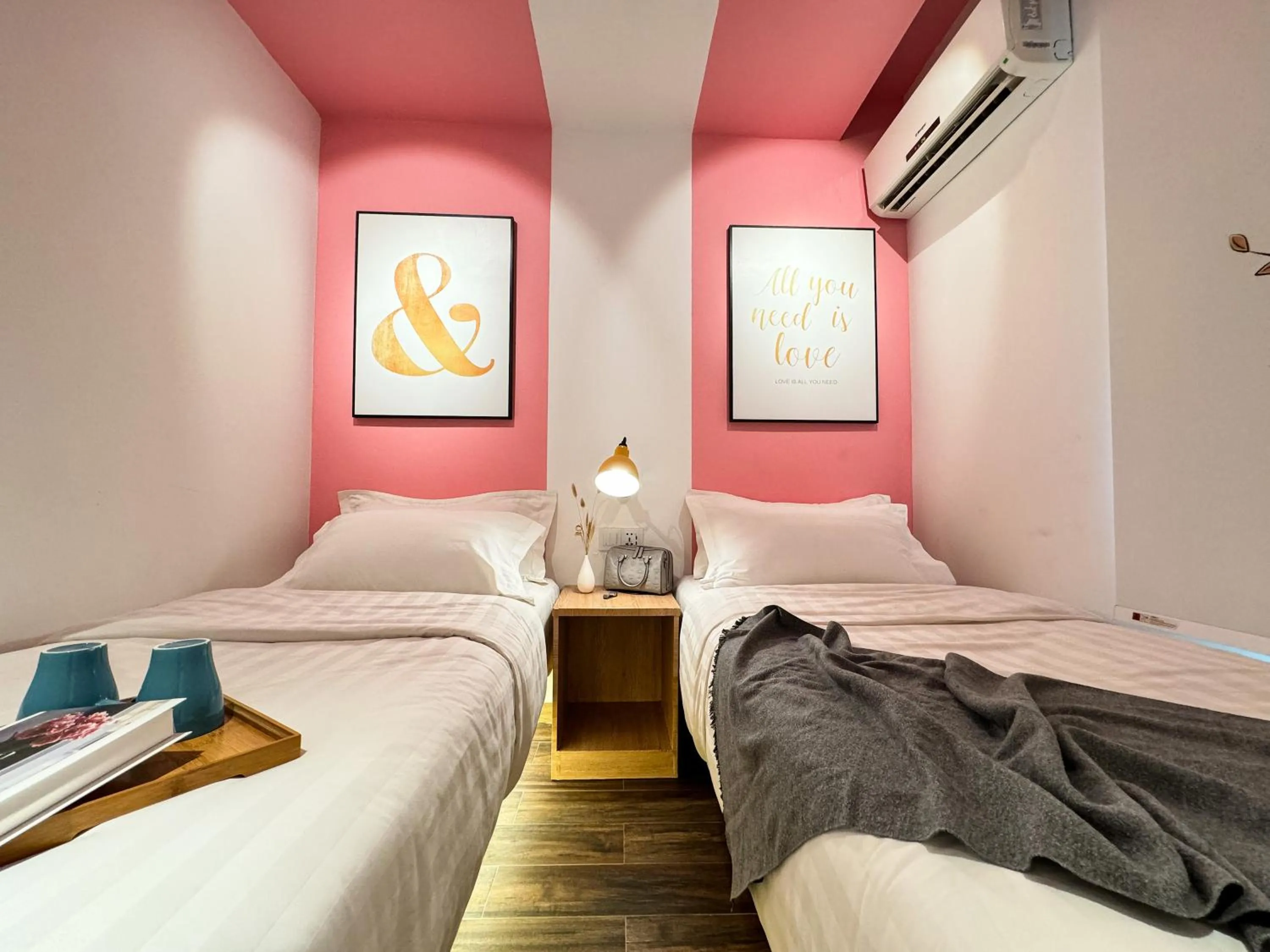 Bed in Apple 1 Hotel Queensbay