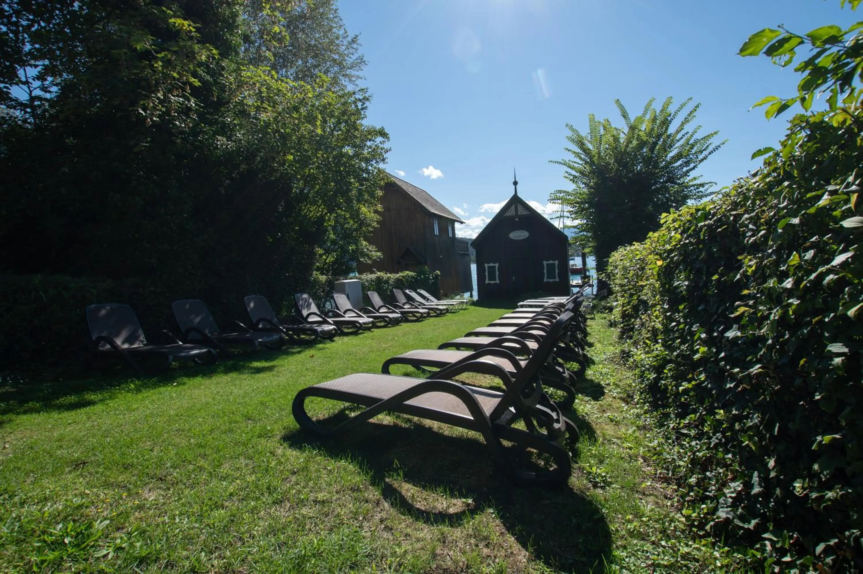 sunbed in Villa Auguste