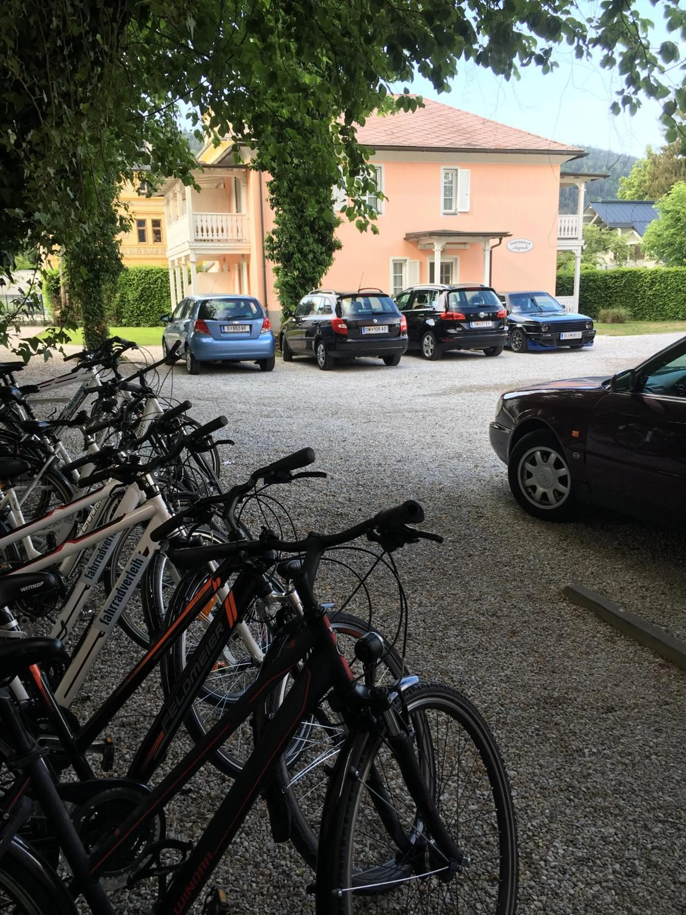 Cycling in Villa Auguste