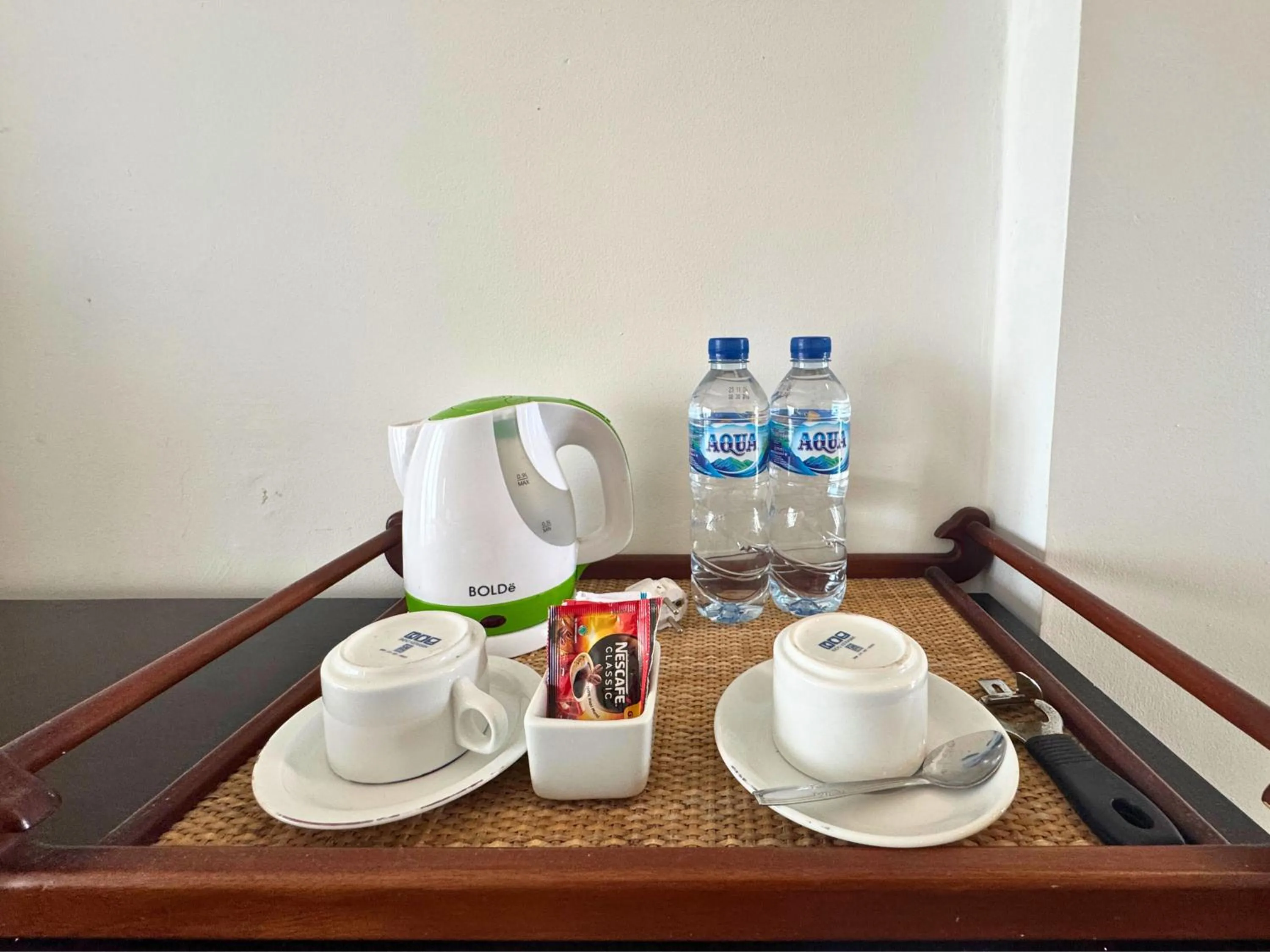 Coffee/tea facilities in Mamo Hotel Uluwatu