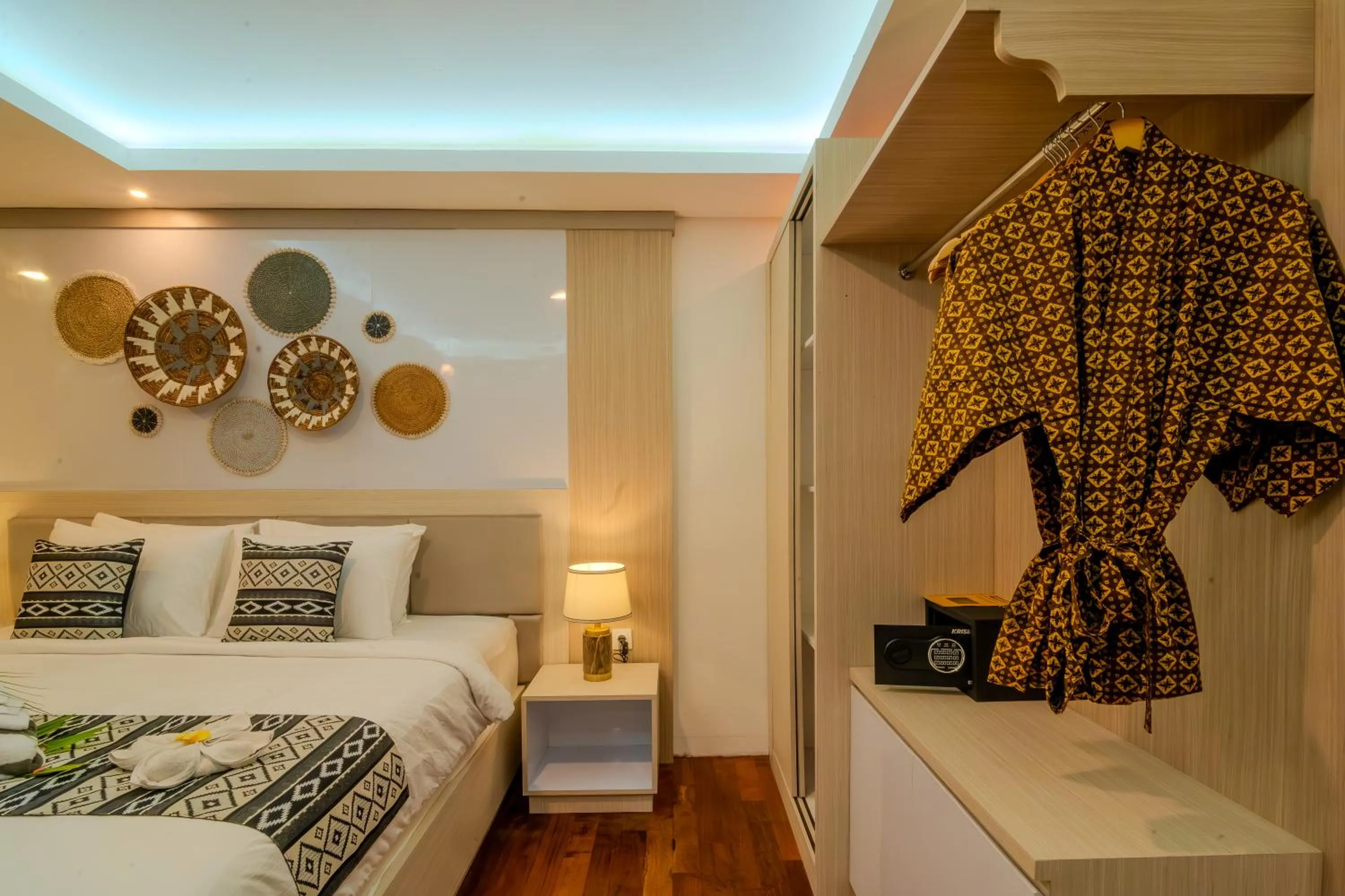 Bed in Mamo Hotel Uluwatu