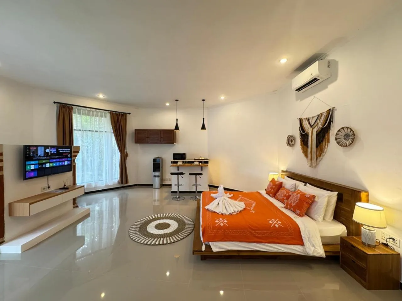 Bed in Mamo Hotel Uluwatu