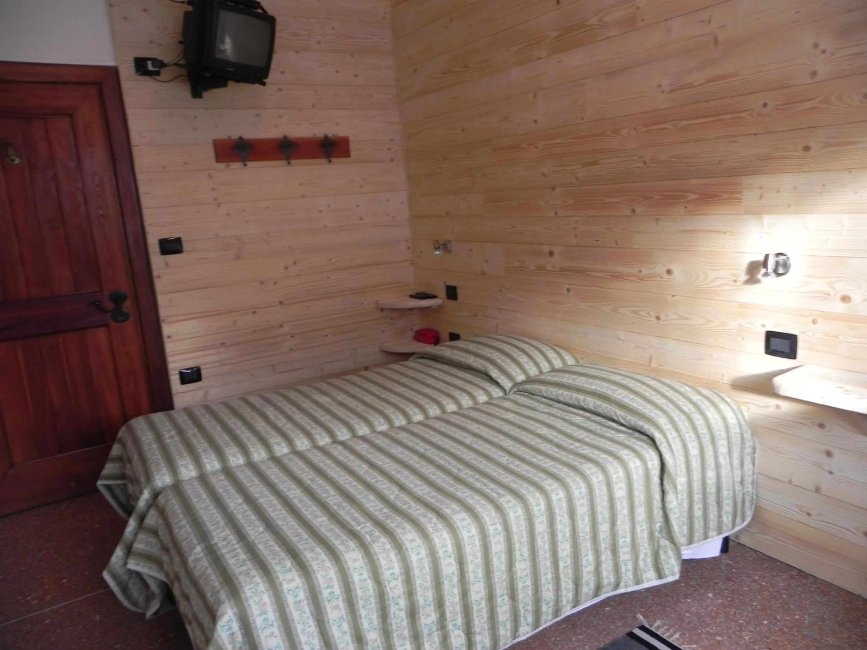 Photo of the whole room, Bed in Albergo Cioccarelli