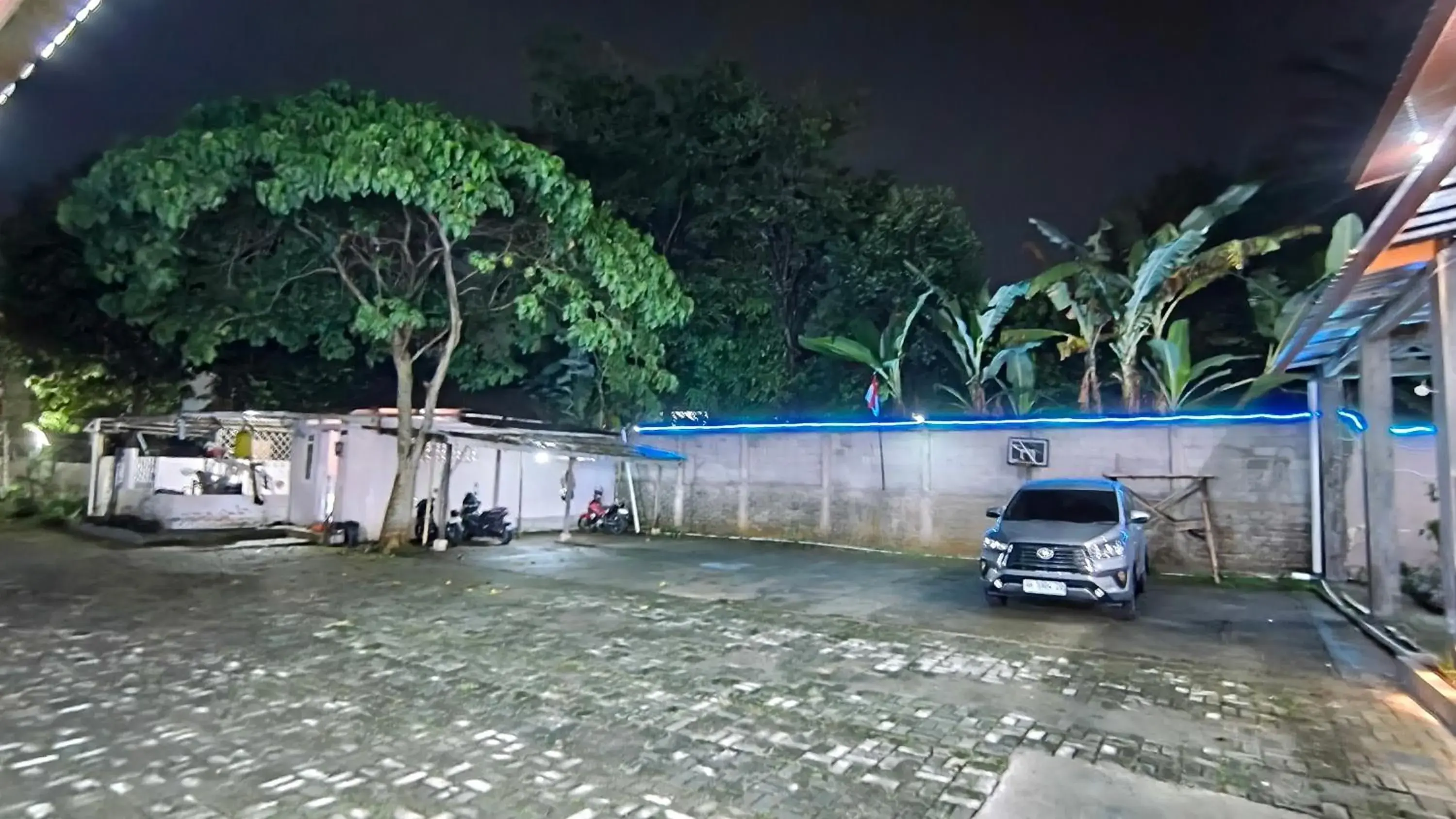 Property building in Bakom Inn Syariah Property building in Bakom Inn Syariah