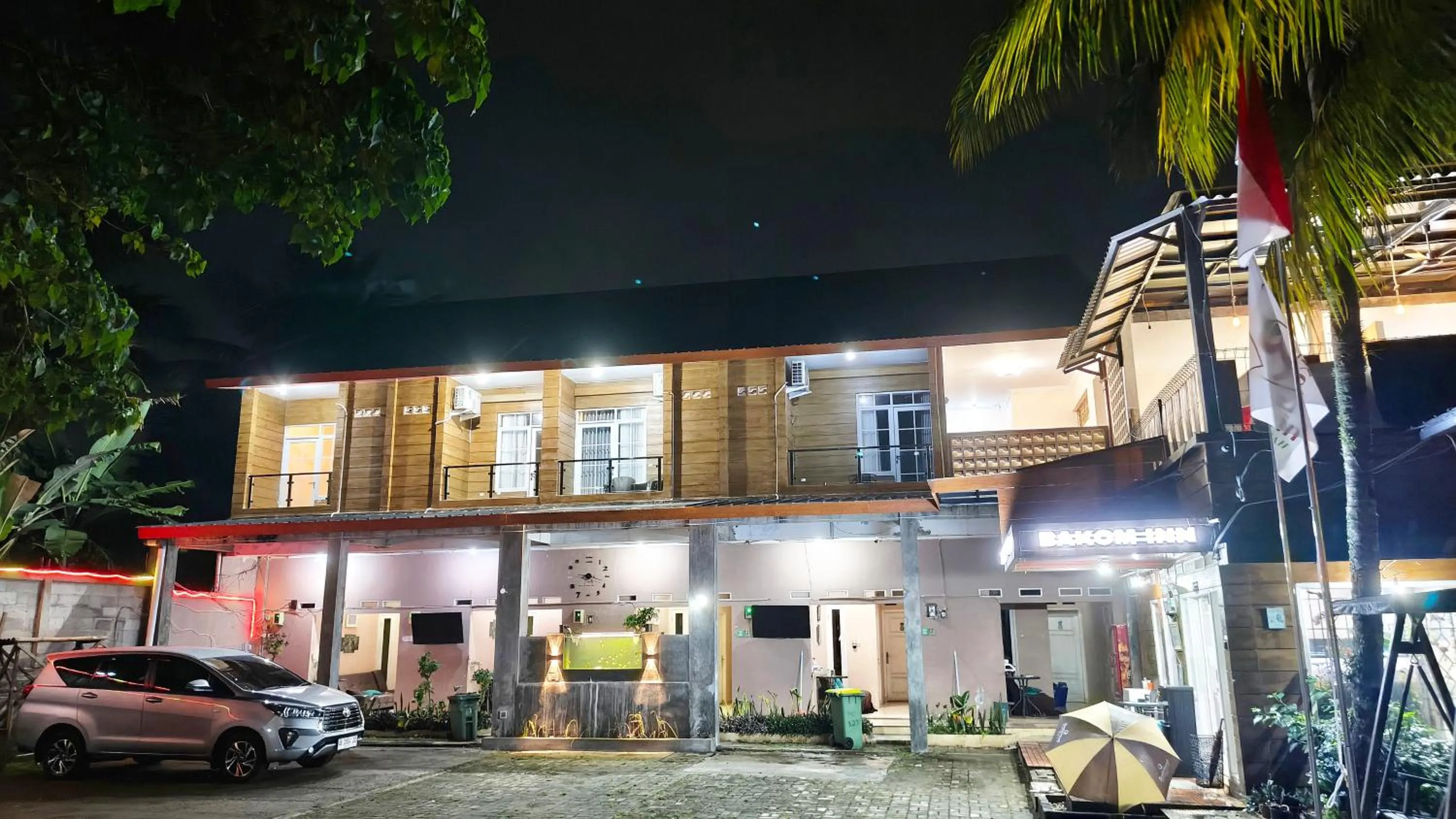 Property building in Bakom Inn Syariah